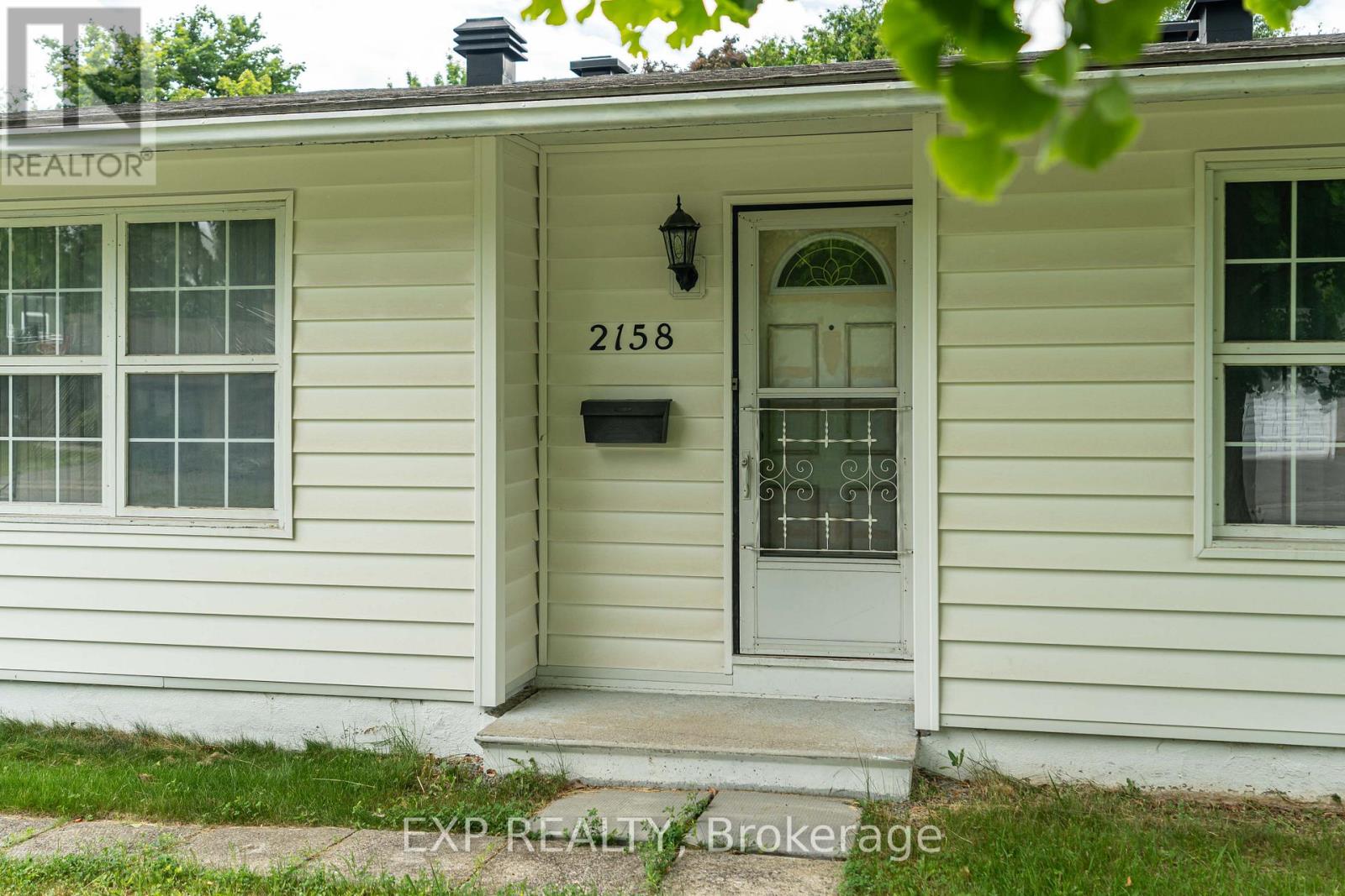 Property at 2158 FILLMORE CRESCENT image 4