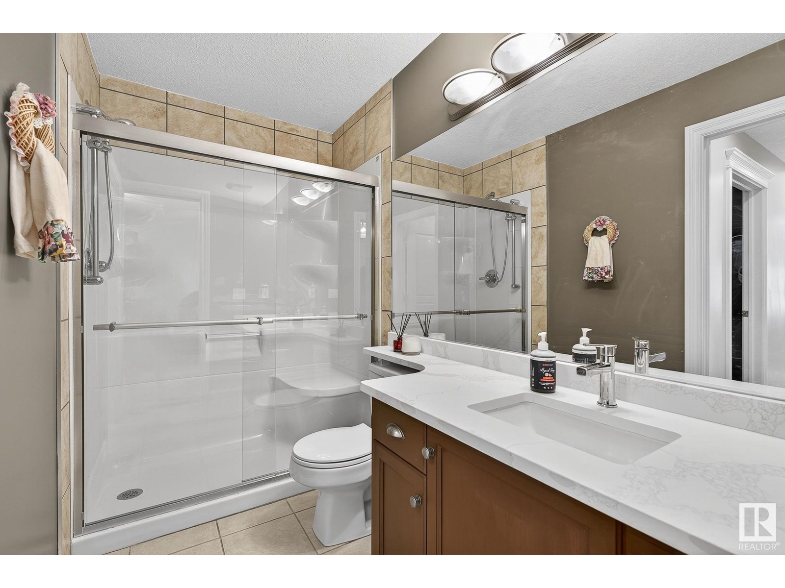 Property at 1524 HASWELL CL NW image 3