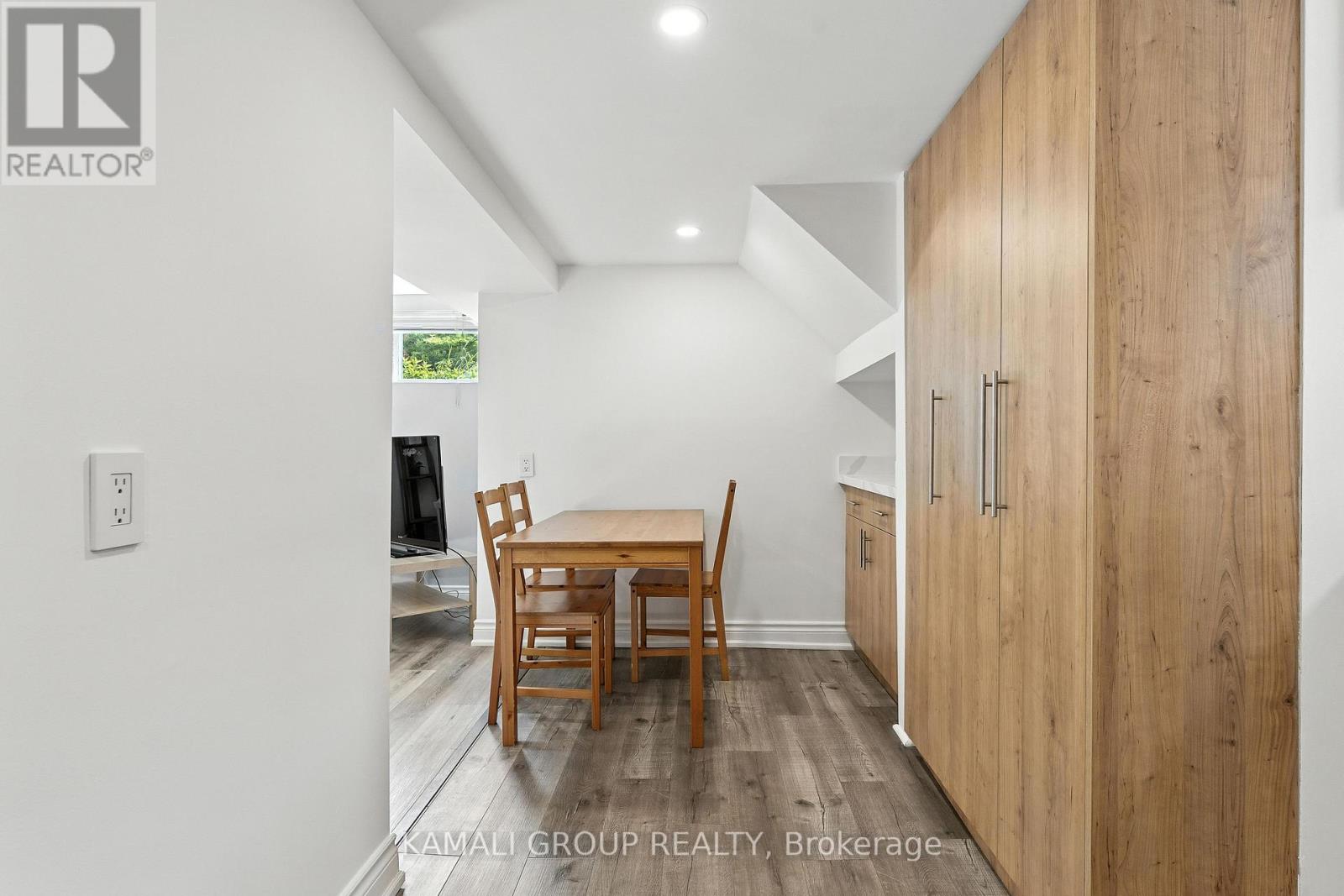 83 Walter Avenue, Newmarket (Bristol-London), Ontario  L3Y 2T5 - Photo 29 - N12271825