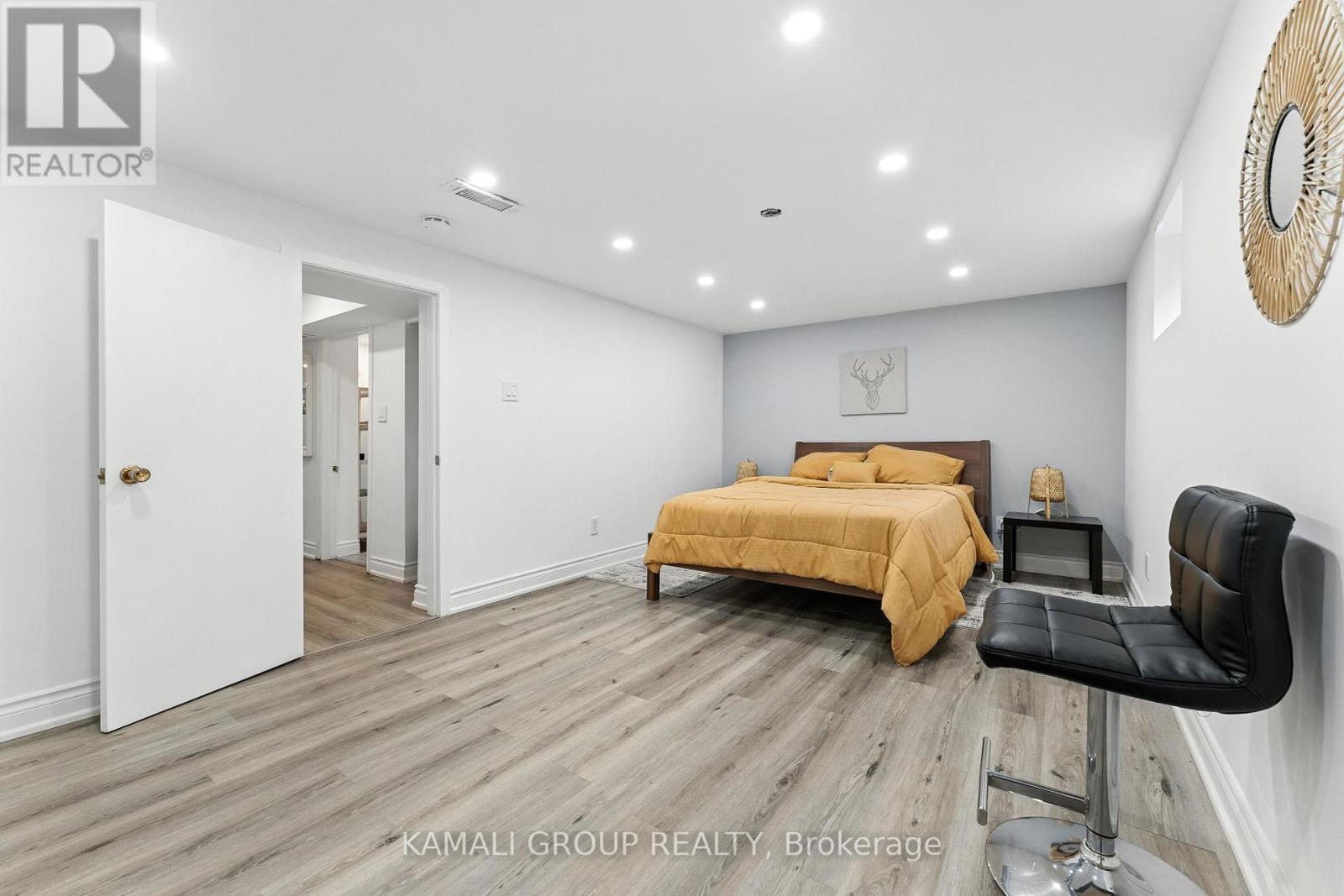 83 Walter Avenue, Newmarket (Bristol-London), Ontario  L3Y 2T5 - Photo 36 - N12271825