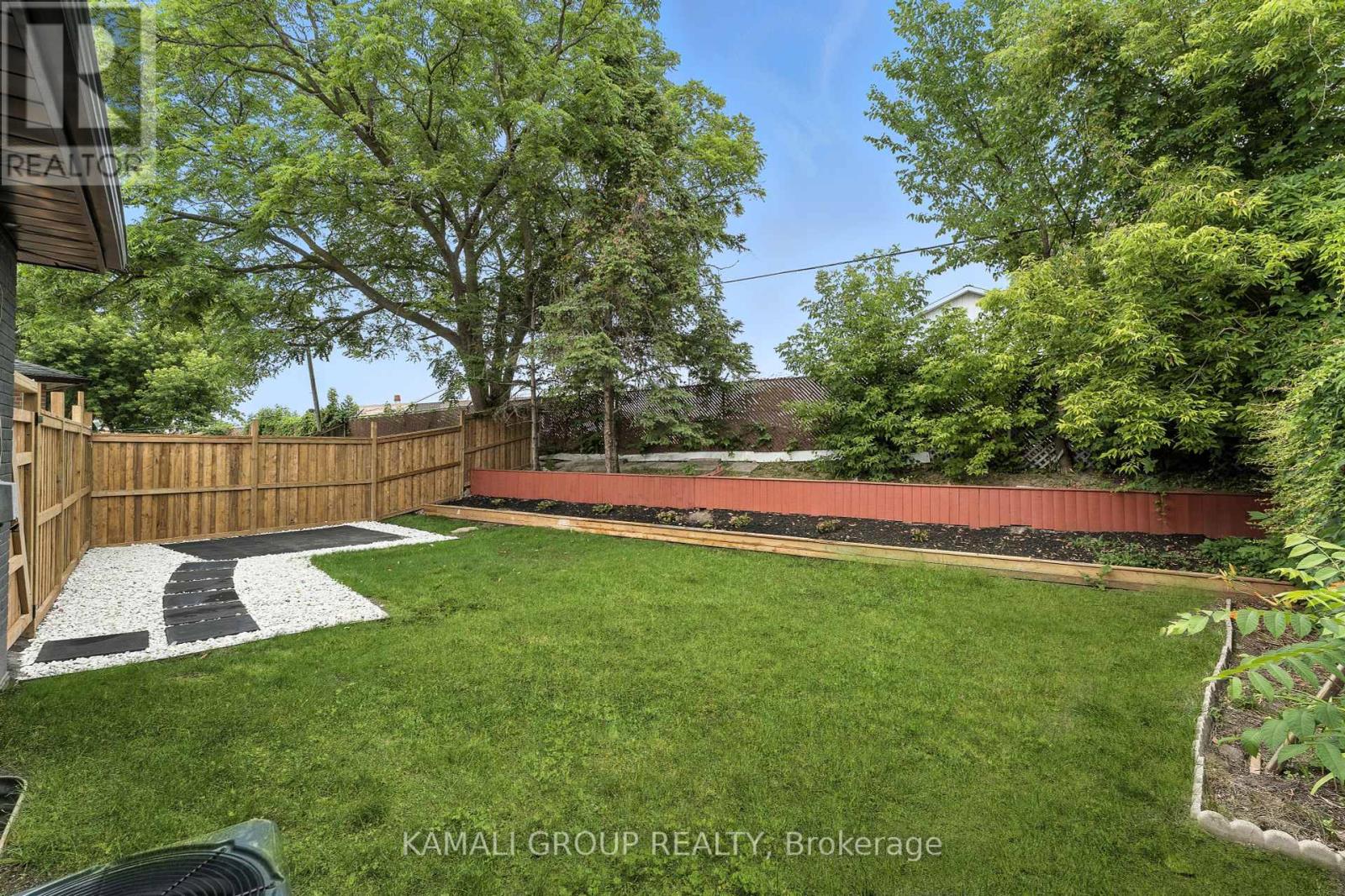 83 Walter Avenue, Newmarket (Bristol-London), Ontario  L3Y 2T5 - Photo 42 - N12271825