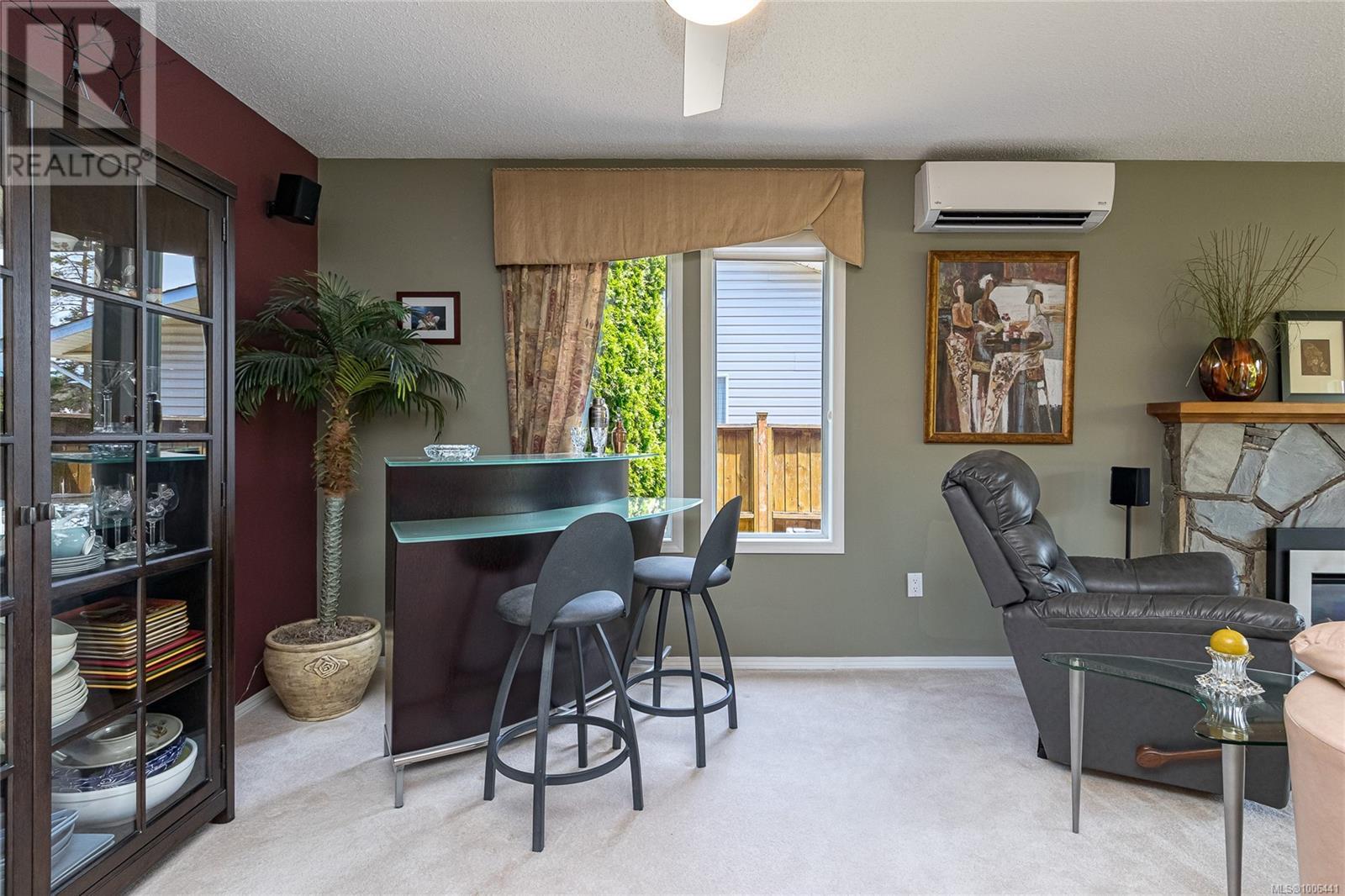 Property at 2056 Northbrook Dr image 2