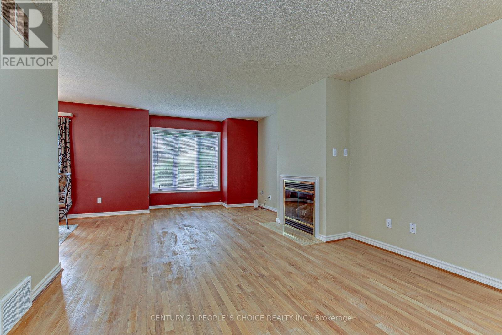 Property at 66 - 1500 RICHMOND STREET image 5