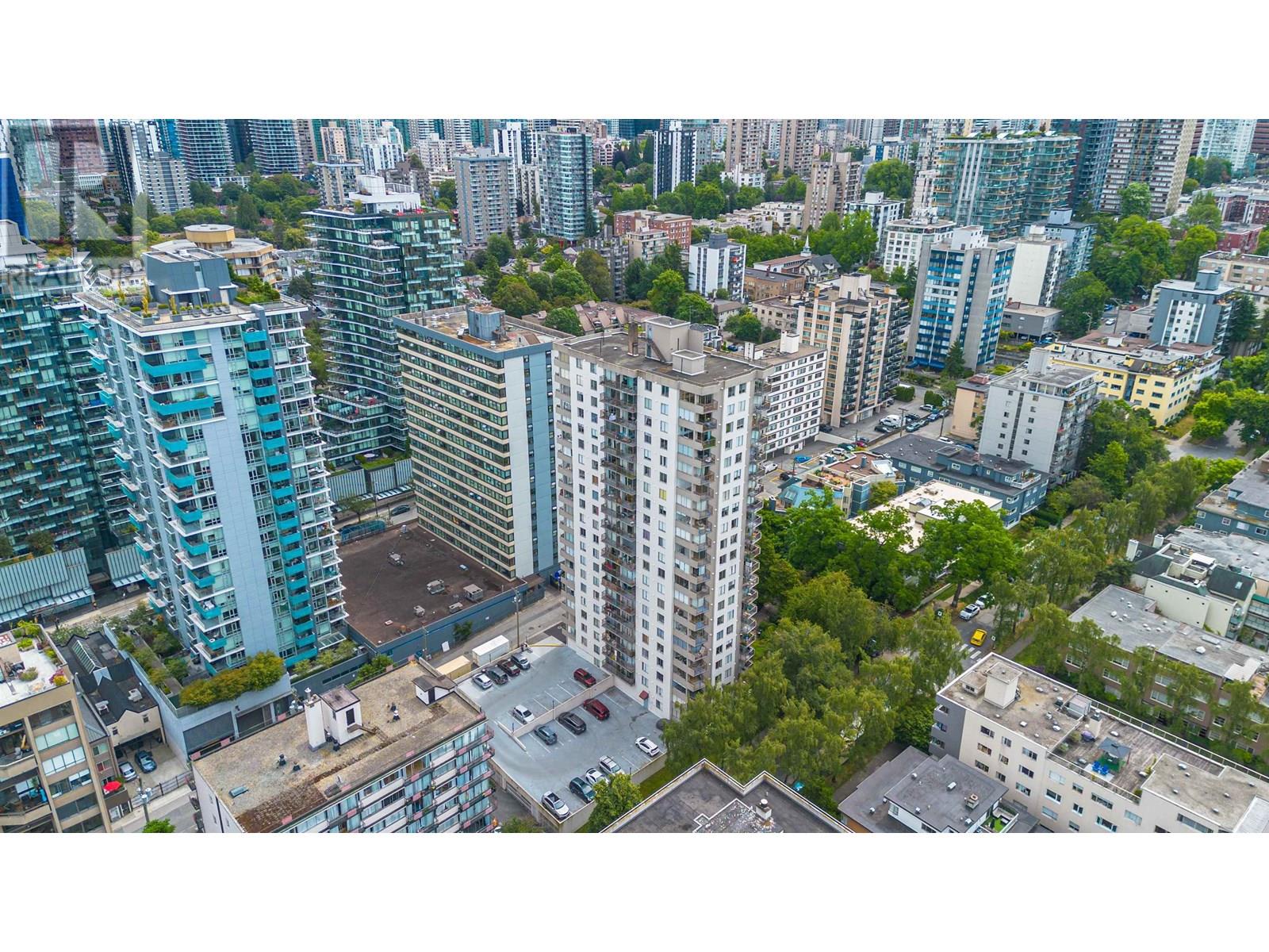 Property at 1707 1251 CARDERO STREET image 1