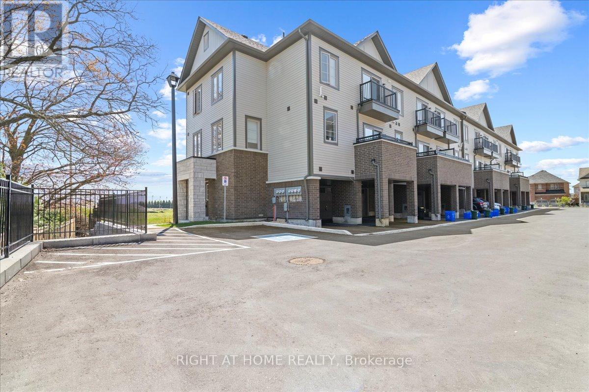 Property at 1534 BLOOR STREET image 3