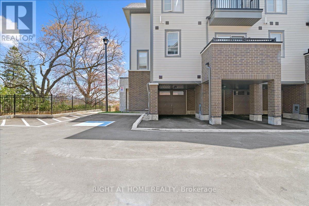 Property at 1534 BLOOR STREET image 4