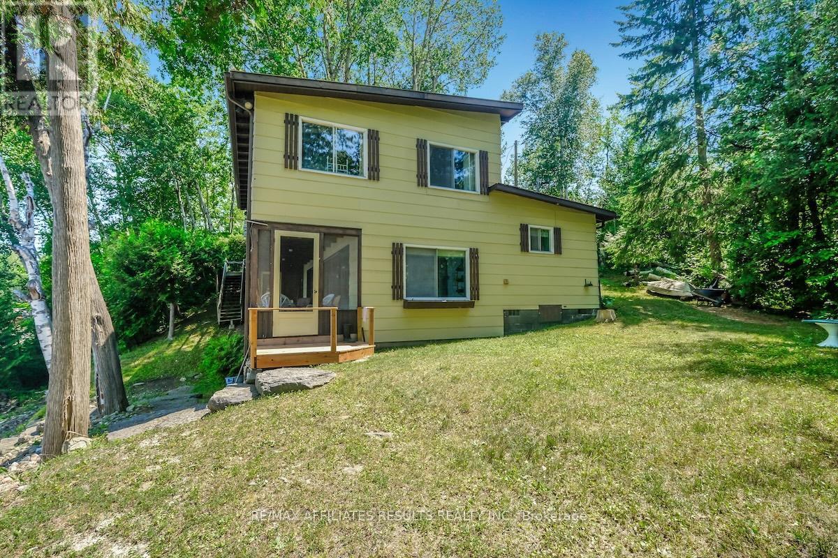 2130 B River Road, Mcnab/braeside, Ontario  K0A 1G0 - Photo 37 - X12261404