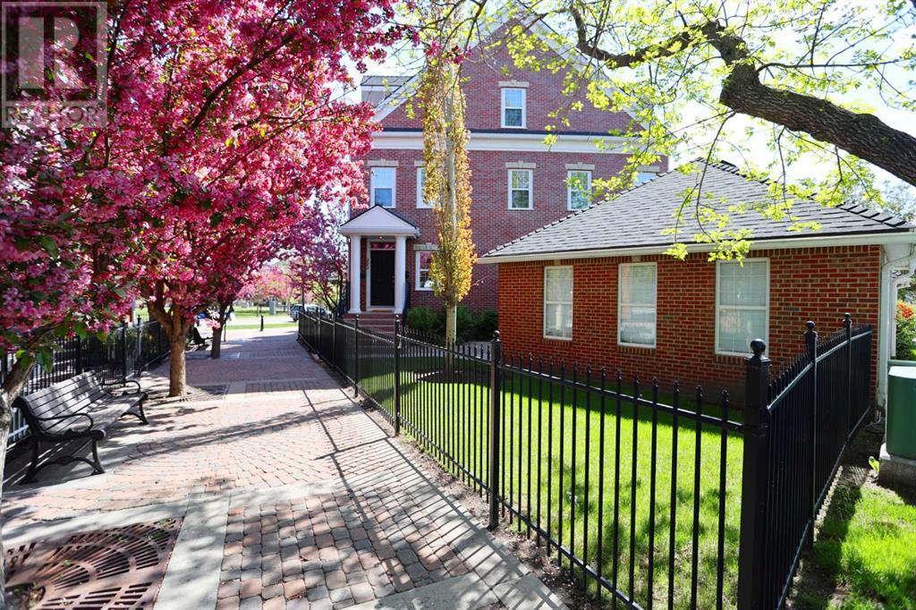 Property at 300 Garrison Square SW image 1