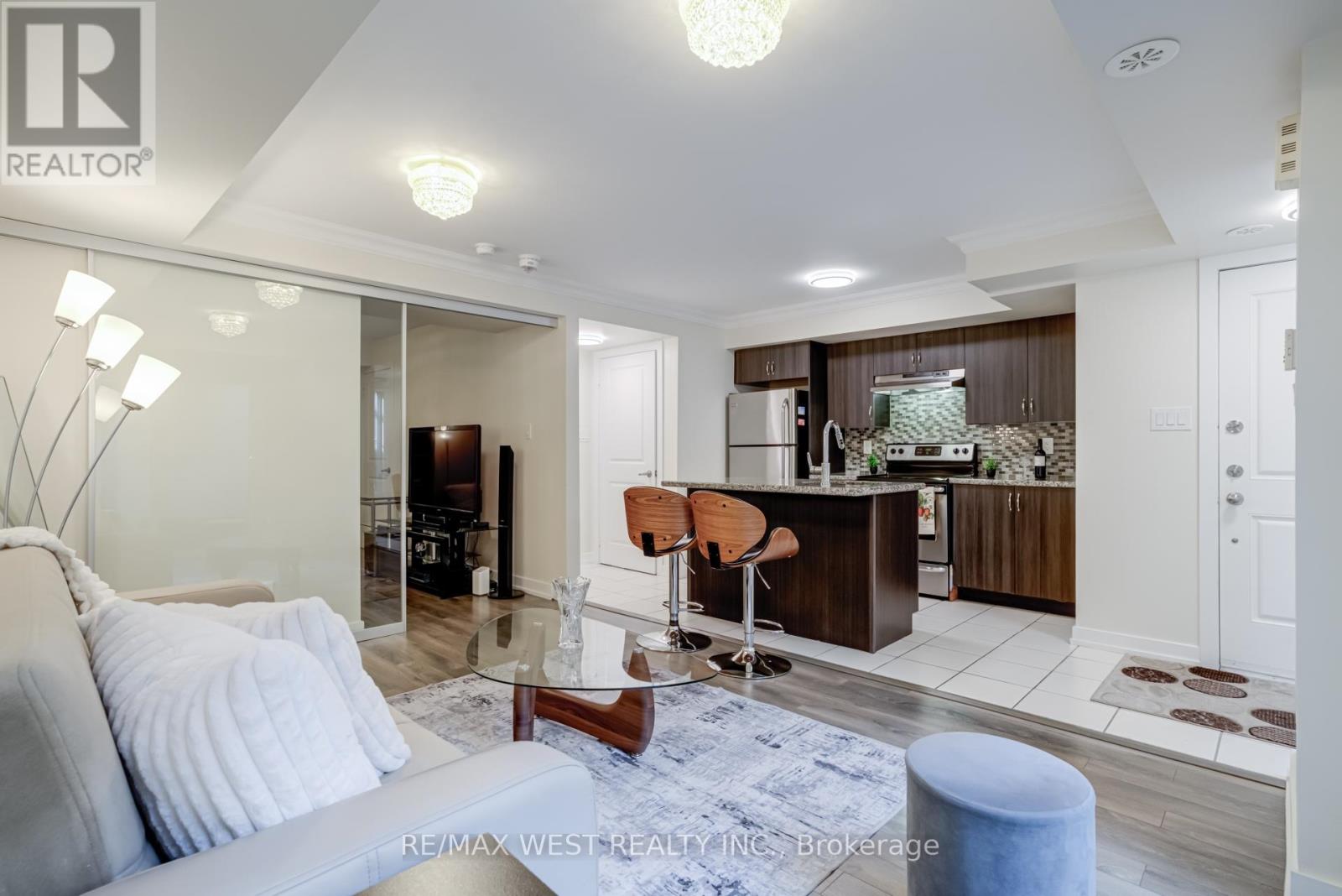43 - 2315 Sheppard Ave W, Toronto (Humberlea-Pelmo Park), Ontario  M9M 0E8 - Photo 25 - W12271842