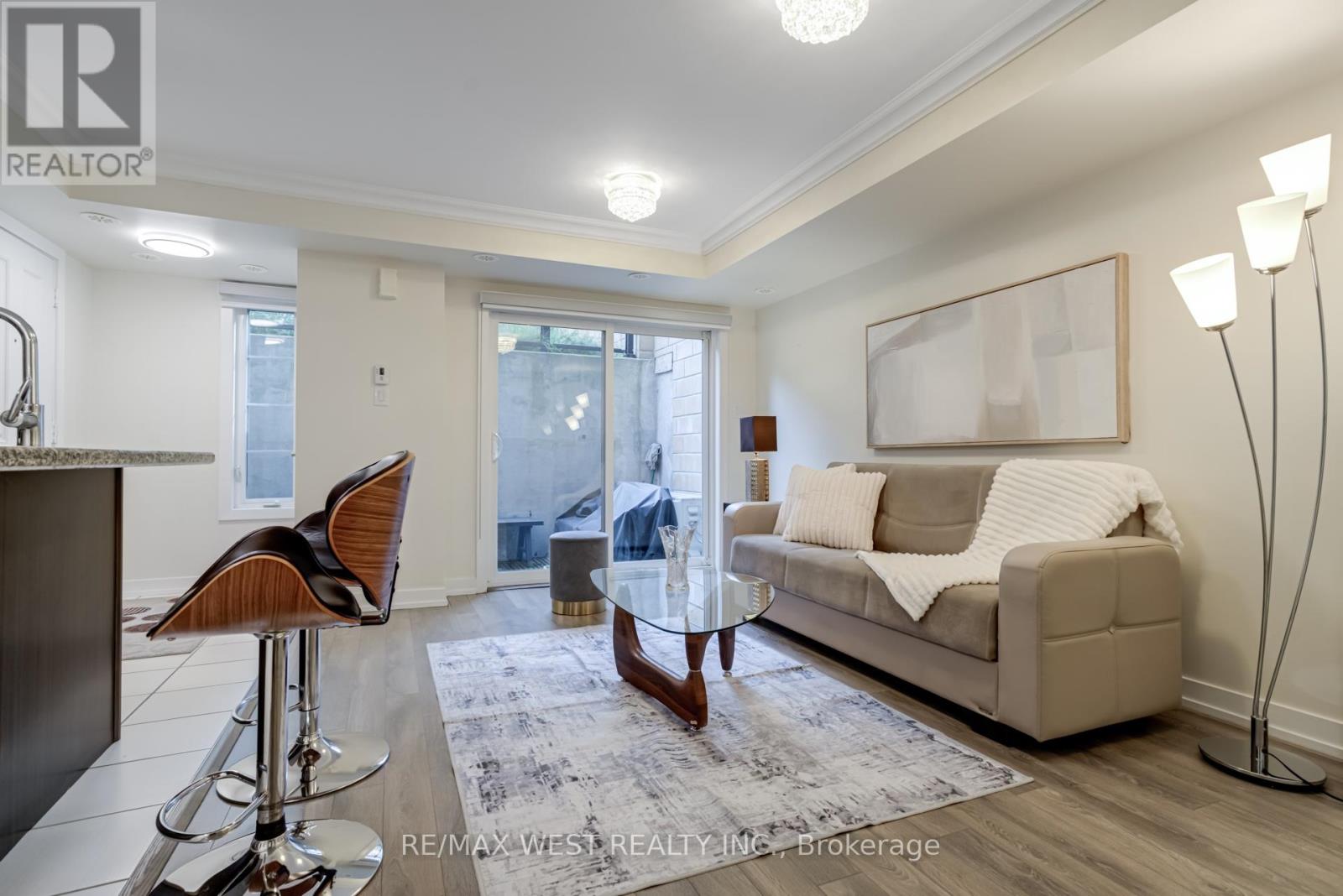 43 - 2315 Sheppard Ave W, Toronto (Humberlea-Pelmo Park), Ontario  M9M 0E8 - Photo 28 - W12271842
