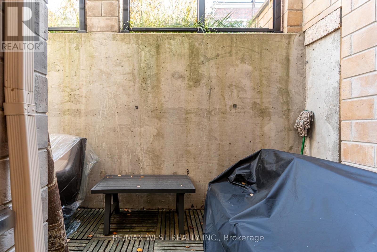 43 - 2315 Sheppard Ave W, Toronto (Humberlea-Pelmo Park), Ontario  M9M 0E8 - Photo 39 - W12271842
