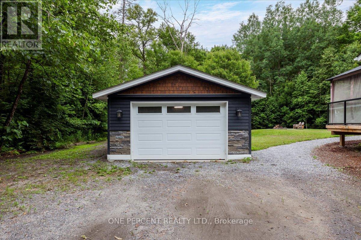 682 Stephenson Rd 2 Road E, Huntsville (Stephenson), Ontario  P0B 1L0 - Photo 36 - X12271835