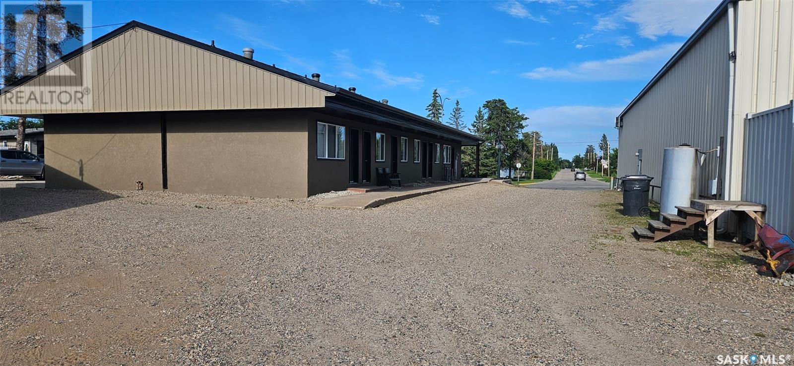 720 8th Street W, Nipawin, Saskatchewan  S0E 1E0 - Photo 11 - SK011996