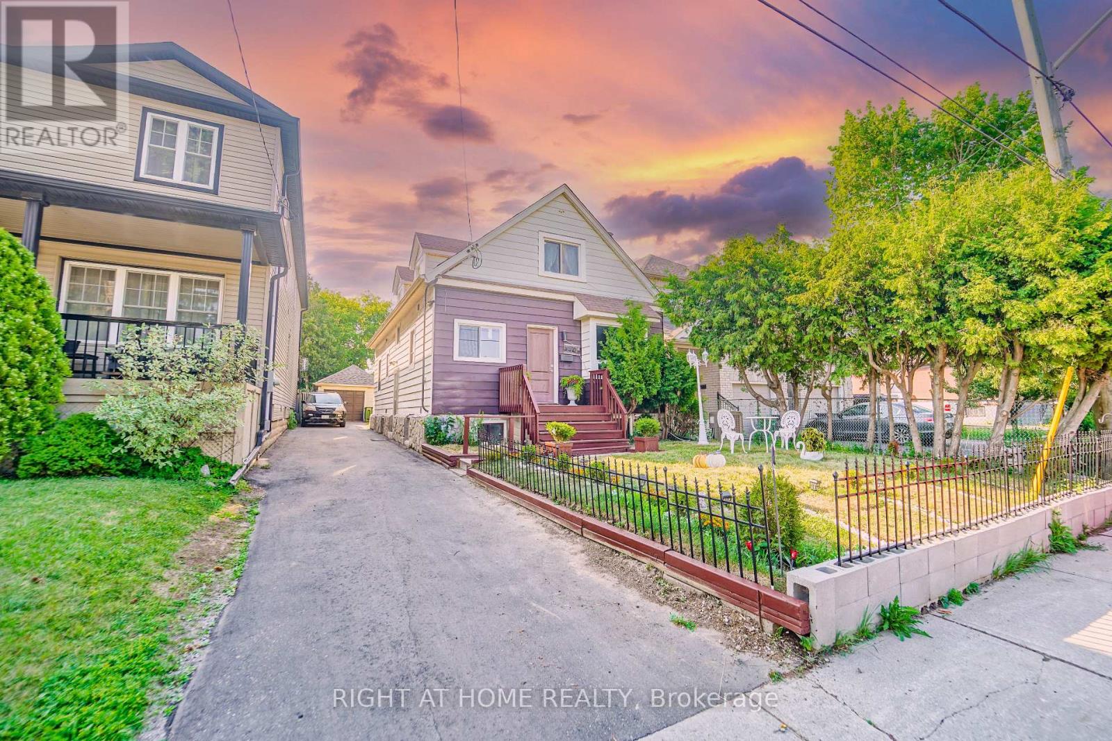 Property at 174 AYLESWORTH AVENUE image 2