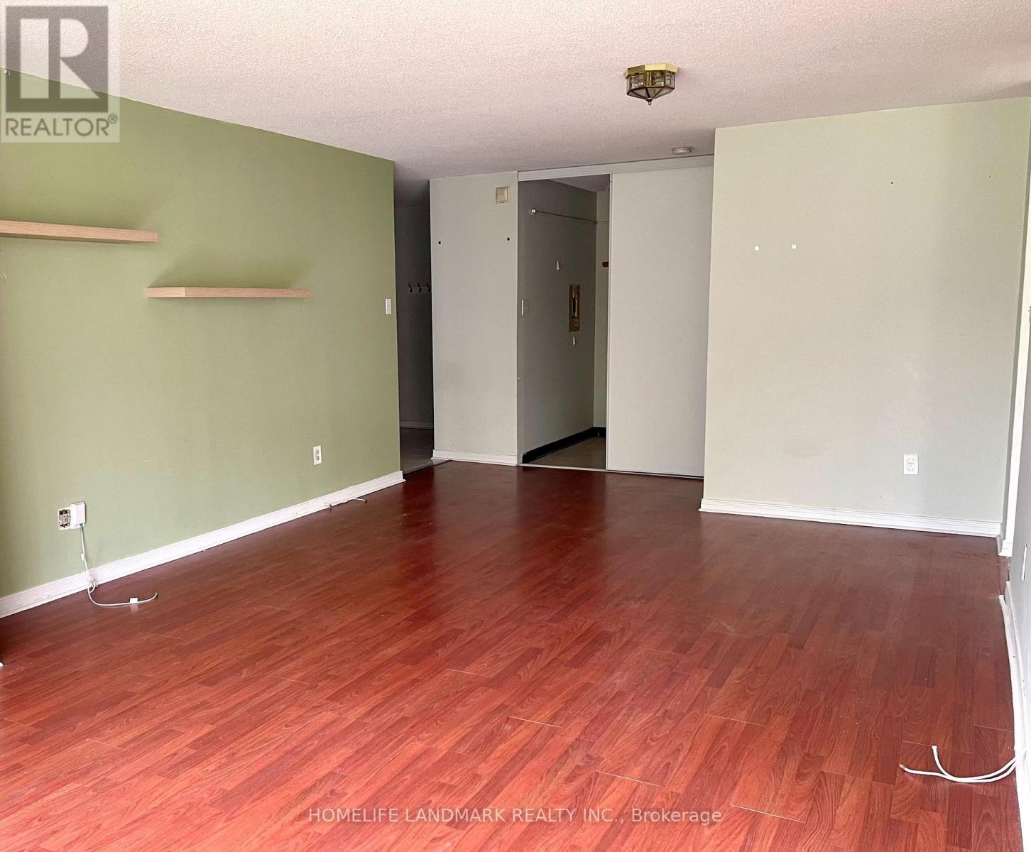 230 - 326 Major Mackenzie Drive E, Richmond Hill, Ontario  L4C 8T4 - Photo 3 - N12271858