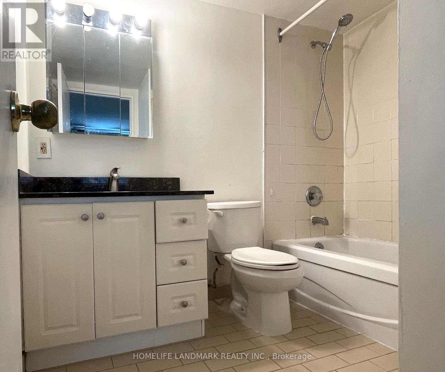 230 - 326 Major Mackenzie Drive E, Richmond Hill, Ontario  L4C 8T4 - Photo 6 - N12271858