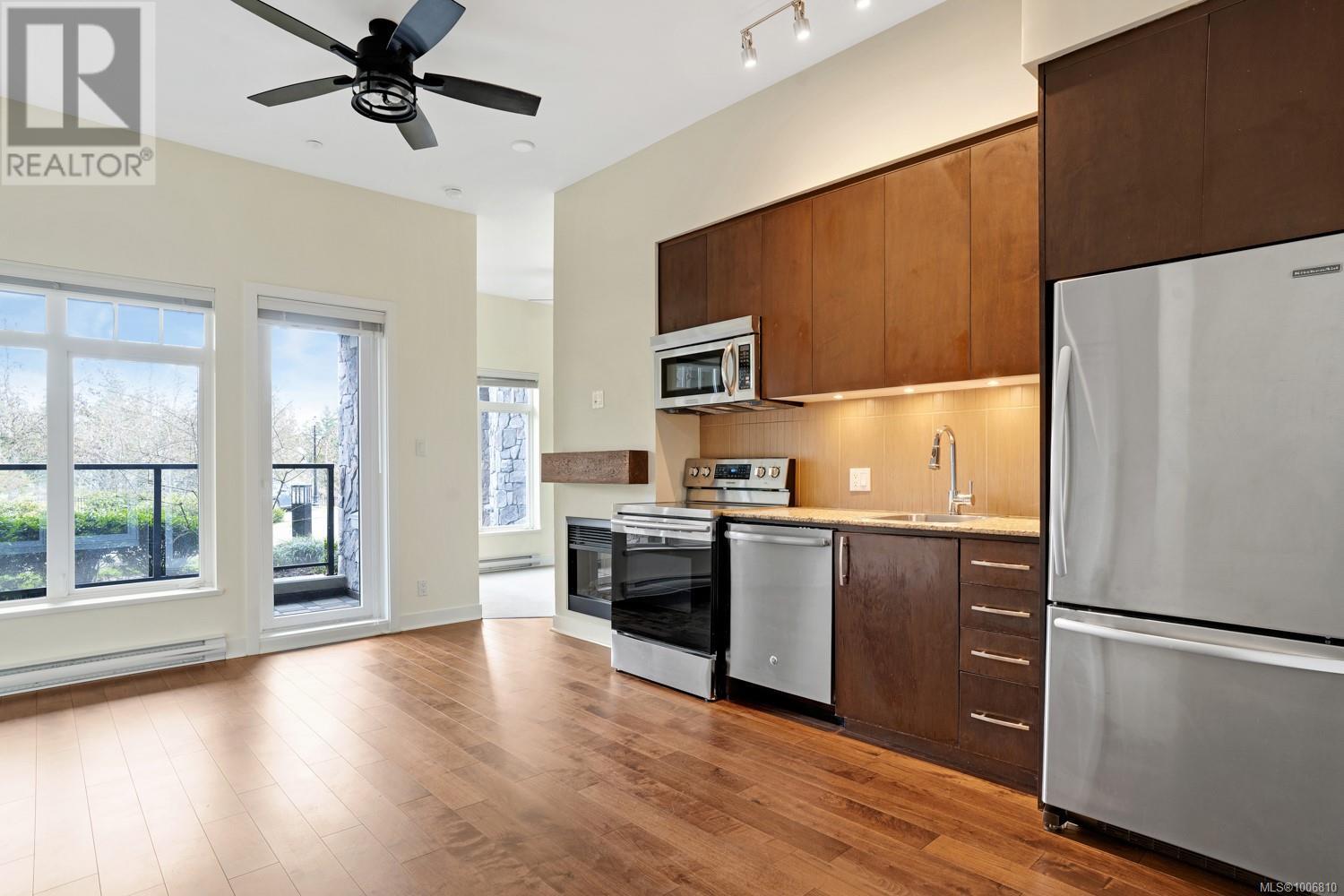 117 1395 Bear Mountain Pkwy, Langford, British Columbia V9B 0E1 - Photo 4 - 1006810