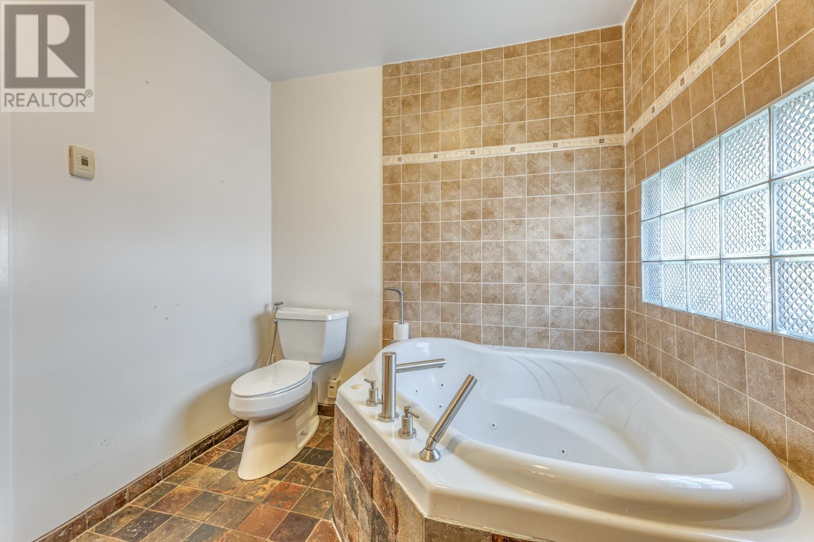 3410 Mount Seymour Parkway, North Vancouver, British Columbia  V7H 1G5 - Photo 17 - R3024854