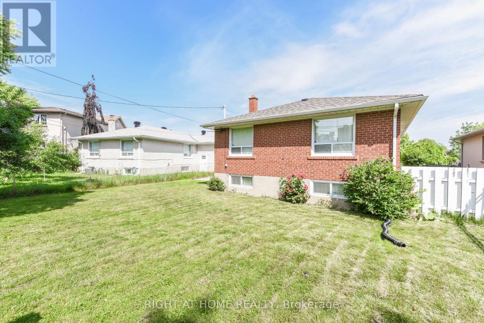 Property at 44 BIRGITTA CRESCENT image 3