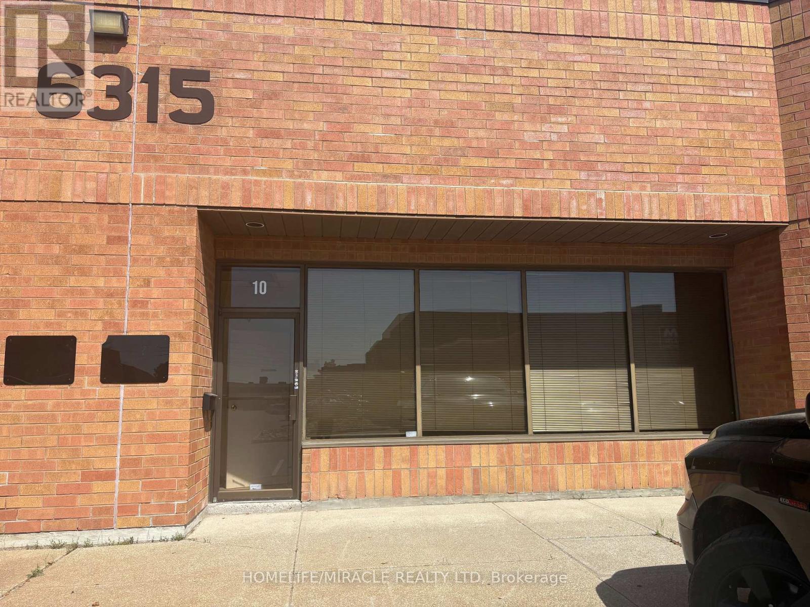 10 - 6315 Shawson Drive, Mississauga (Northeast), Ontario  L5T 1J2 - Photo 1 - W12271908