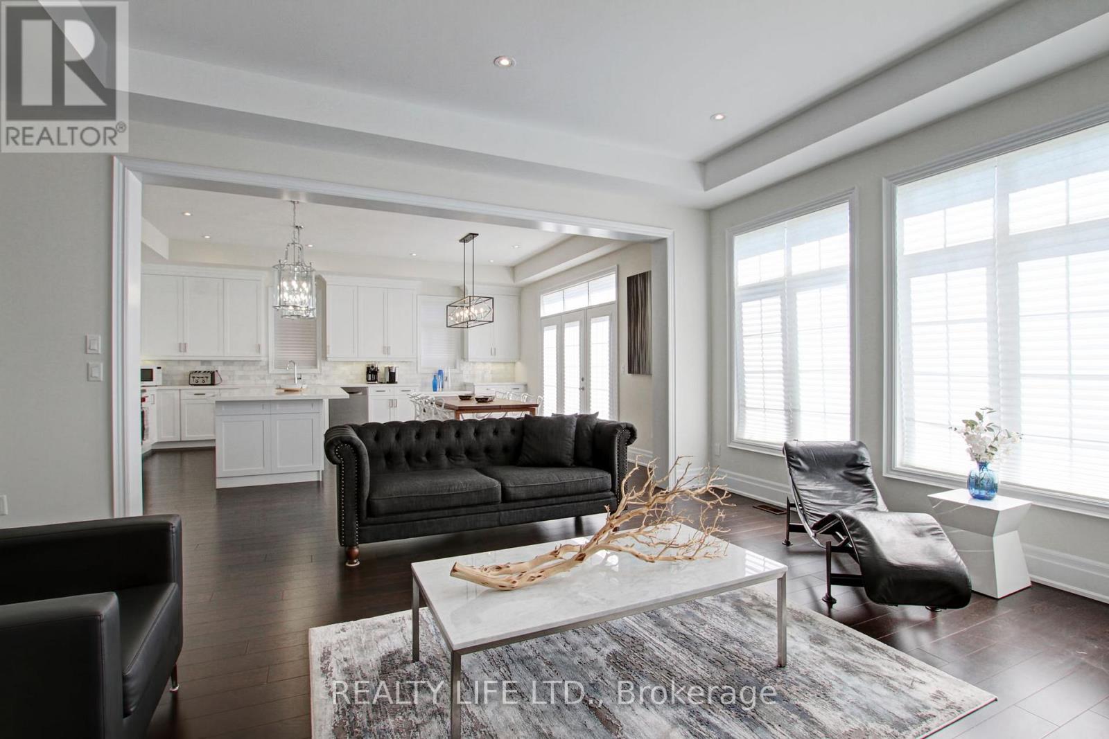 3140 Daniel Way, Oakville (Go Glenorchy), Ontario  L6H 0V1 - Photo 13 - W12271915