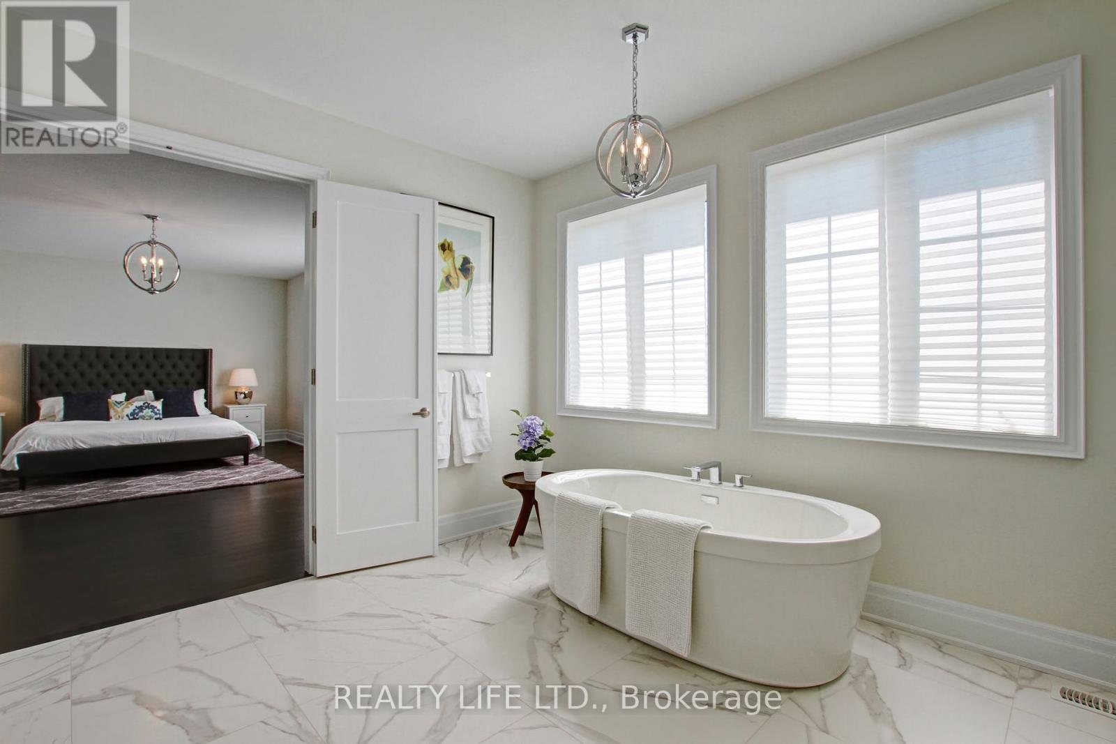 3140 Daniel Way, Oakville (Go Glenorchy), Ontario  L6H 0V1 - Photo 23 - W12271915