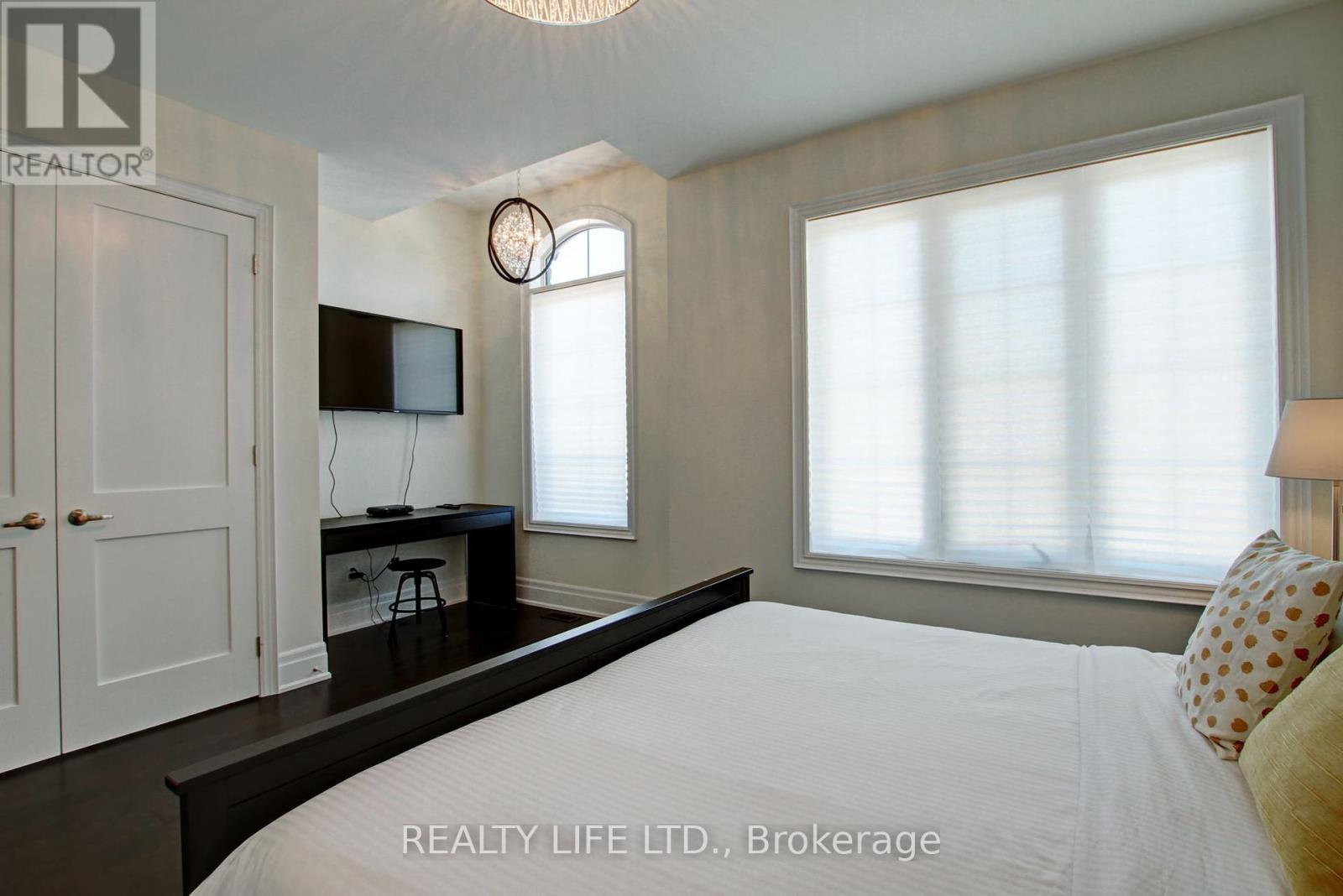 3140 Daniel Way, Oakville (Go Glenorchy), Ontario  L6H 0V1 - Photo 26 - W12271915