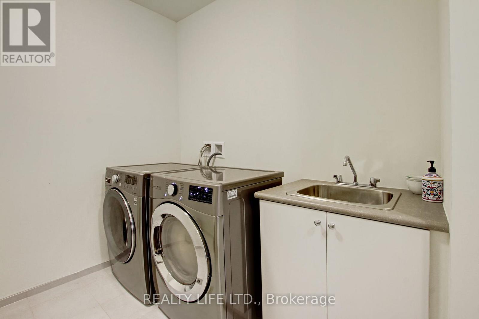 3140 Daniel Way, Oakville (Go Glenorchy), Ontario  L6H 0V1 - Photo 33 - W12271915