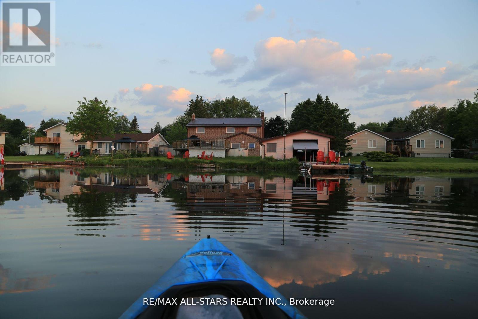 Property at 122 FENELON DRIVE image 2
