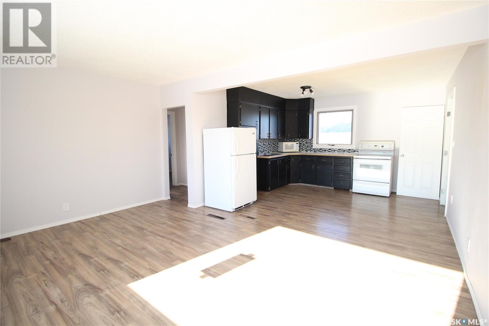 604 Mcnaughton Street, Moosomin, Saskatchewan  S0G 3N0 - Photo 7 - SK011634
