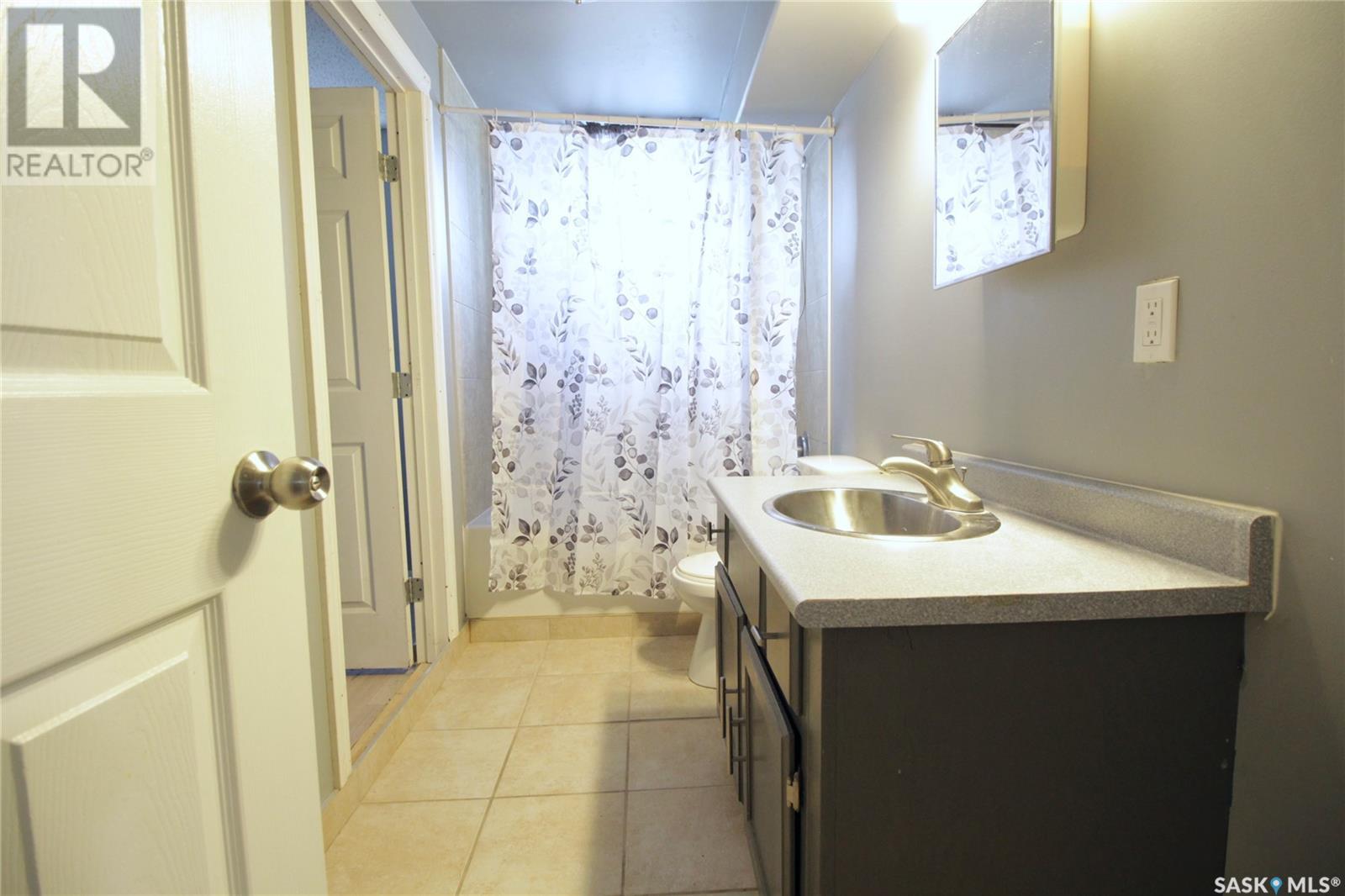 604 Mcnaughton Street, Moosomin, Saskatchewan  S0G 3N0 - Photo 13 - SK011634