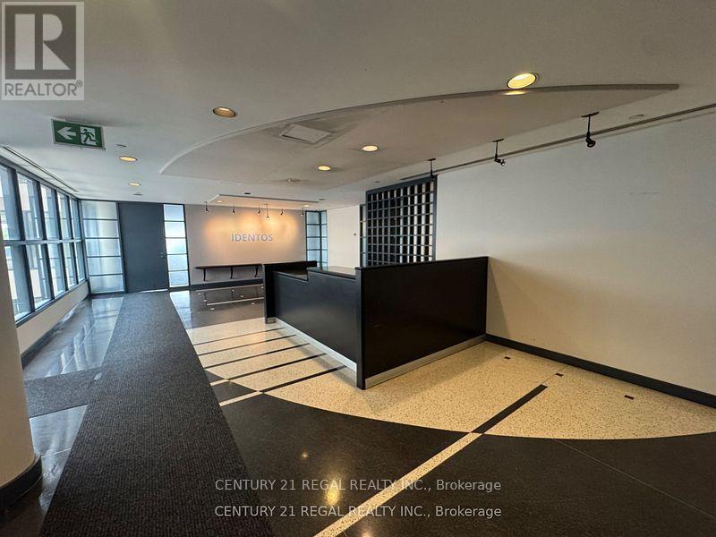 400 - 622 College Street, Toronto, Ontario  M6G 1B4 - Photo 3 - C12271934