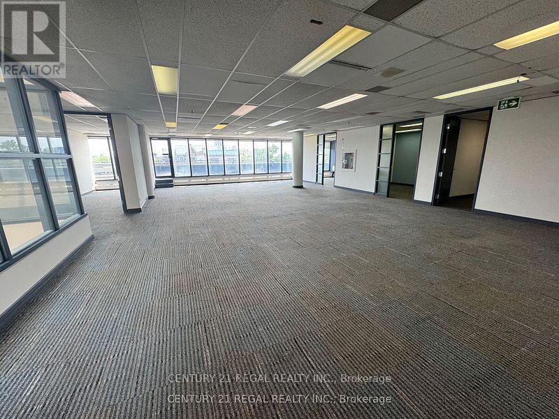 400 - 622 College Street, Toronto, Ontario  M6G 1B4 - Photo 6 - C12271934