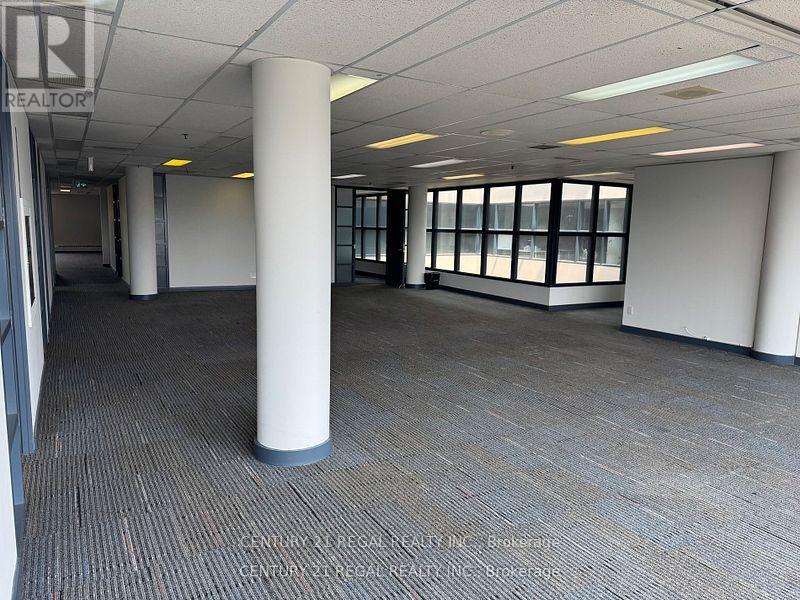 400 - 622 College Street, Toronto, Ontario  M6G 1B4 - Photo 8 - C12271934