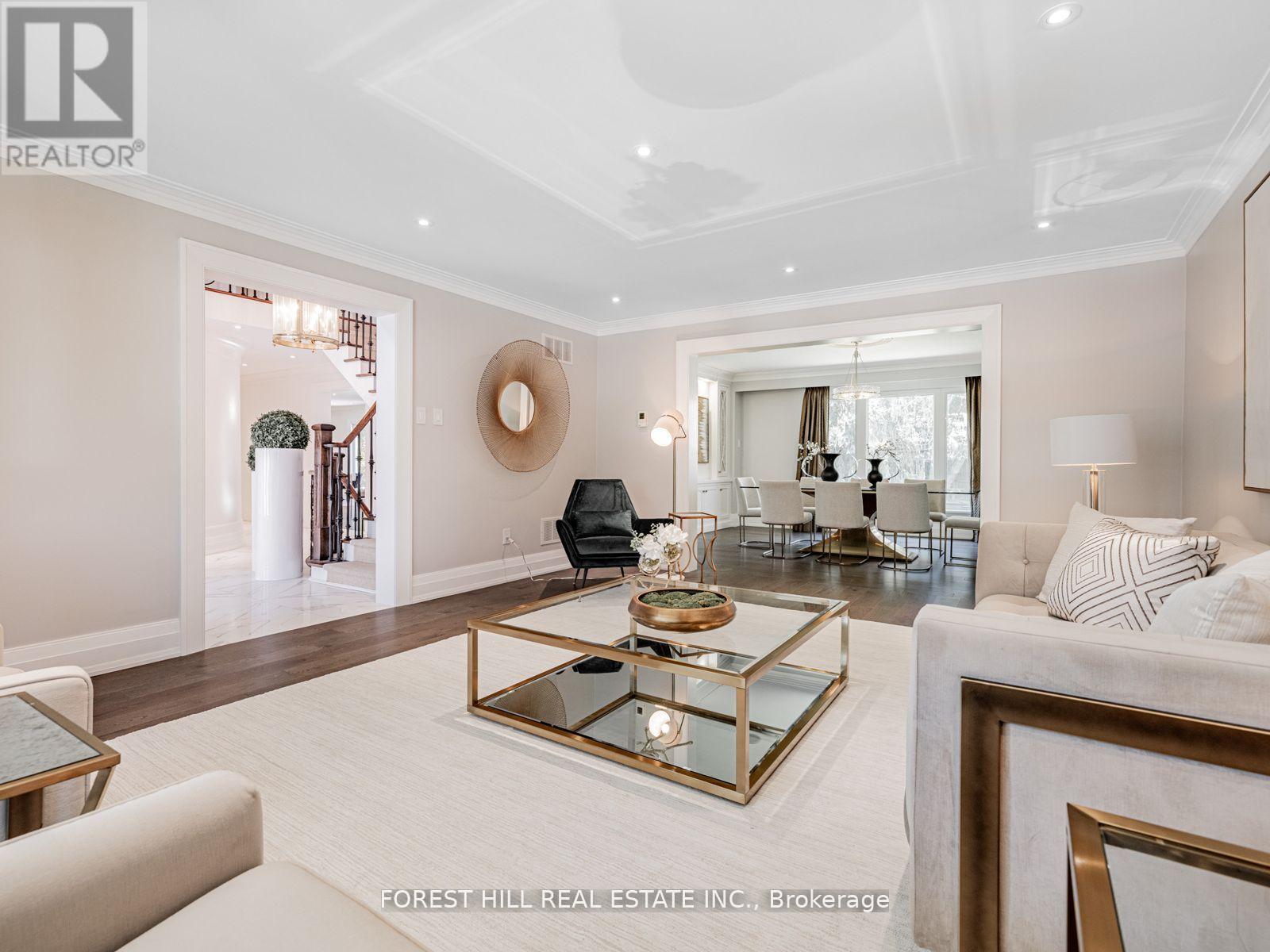 16 Sagewood Drive, Toronto (Banbury-Don Mills), Ontario  M3B 3G5 - Photo 11 - C12271958