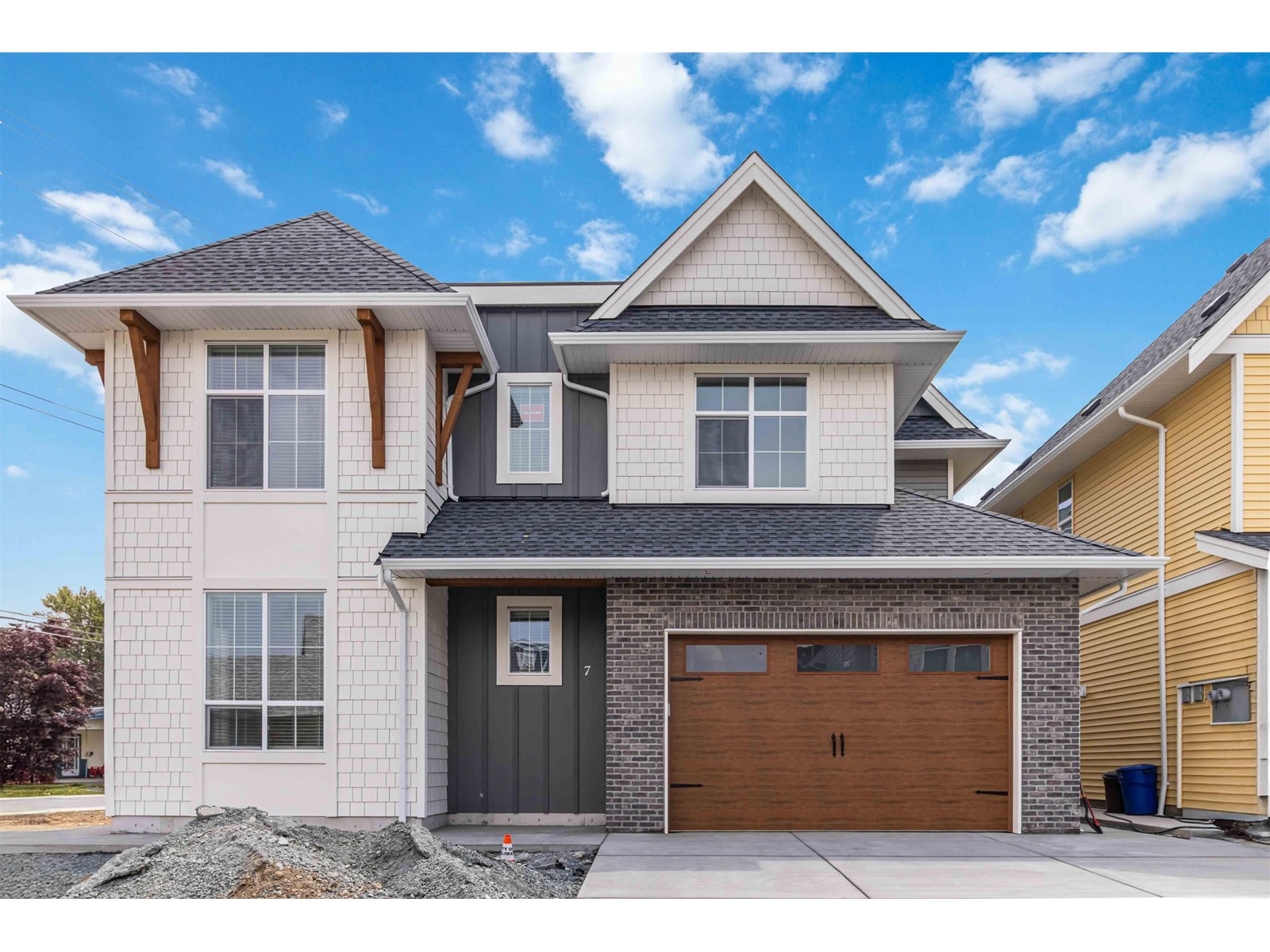 Property at 7 45314 WELLS ROAD image 1