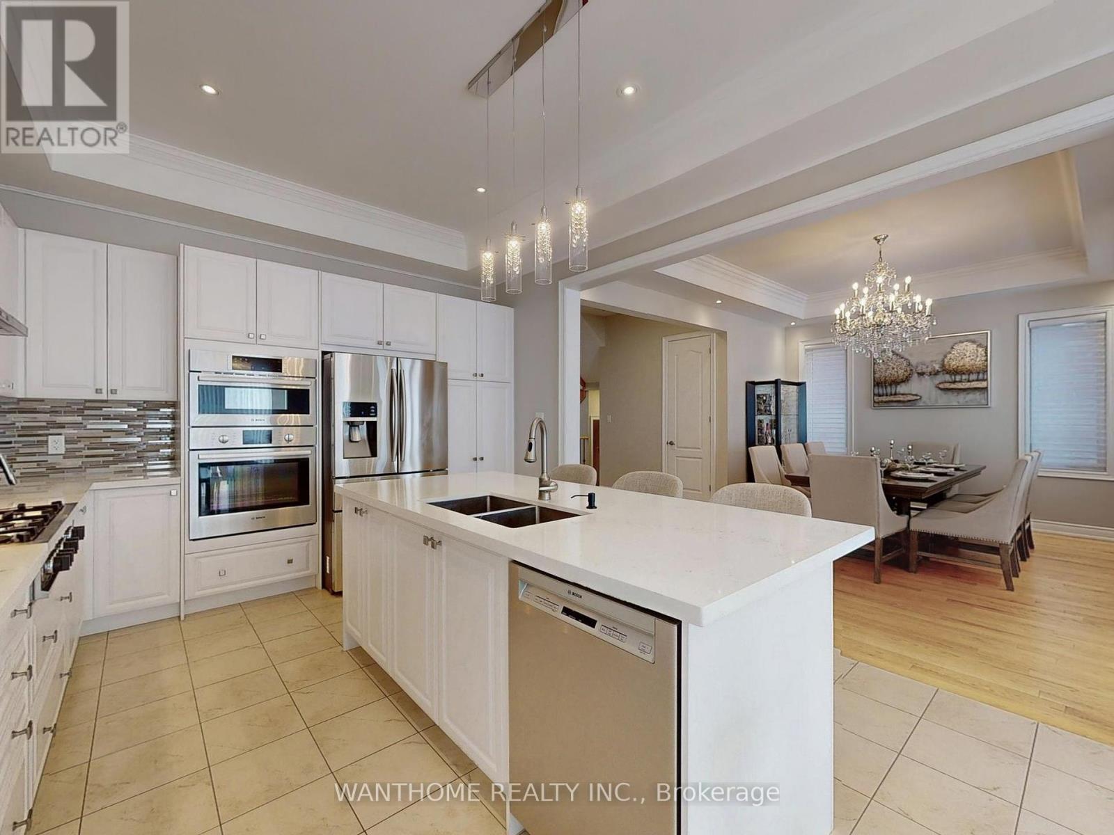 45 Giardina Crescent, Richmond Hill, Ontario  L4B 0G1 - Photo 8 - N12271951