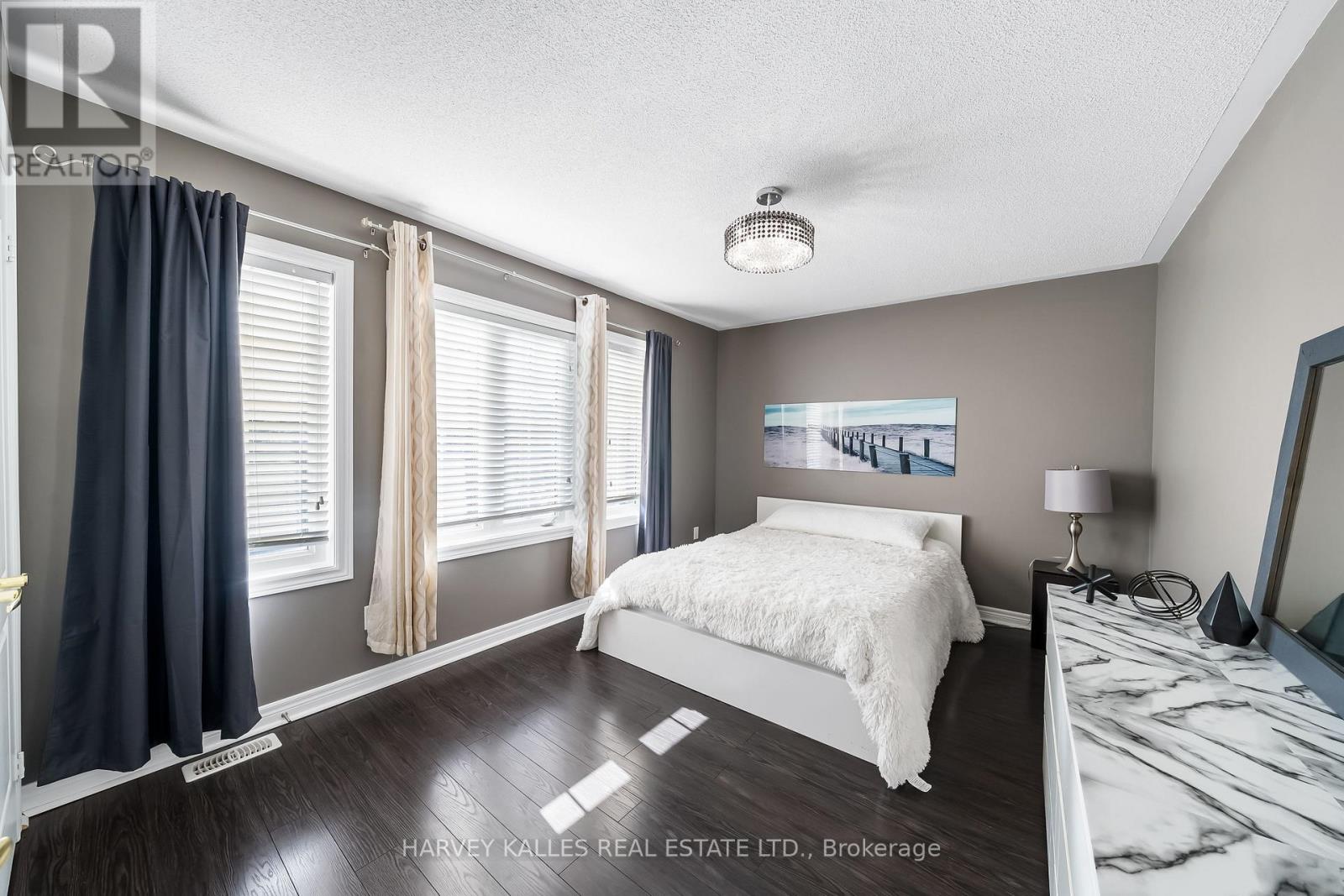 36 Boundbrook Drive, Brampton, Ontario  L7A 0M2 - Photo 20 - W12260063