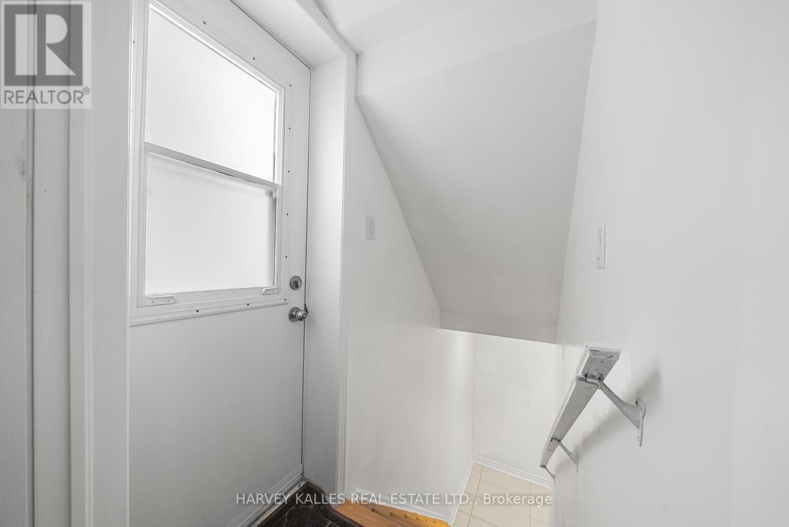 36 Boundbrook Drive, Brampton, Ontario  L7A 0M2 - Photo 32 - W12260063