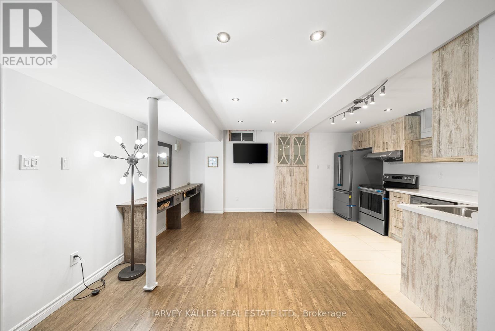 36 Boundbrook Drive, Brampton, Ontario  L7A 0M2 - Photo 34 - W12260063