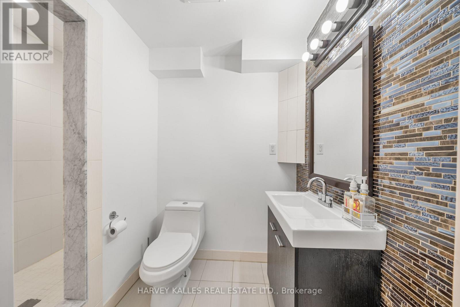 36 Boundbrook Drive, Brampton, Ontario  L7A 0M2 - Photo 38 - W12260063