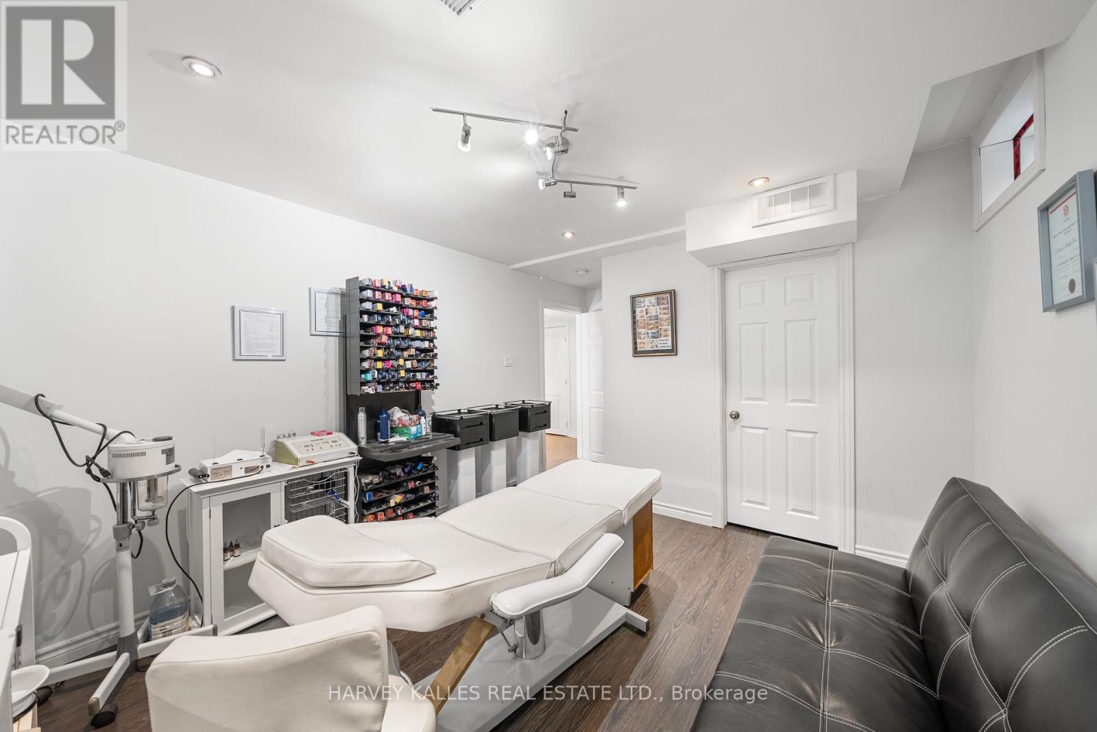 36 Boundbrook Drive, Brampton, Ontario  L7A 0M2 - Photo 41 - W12260063