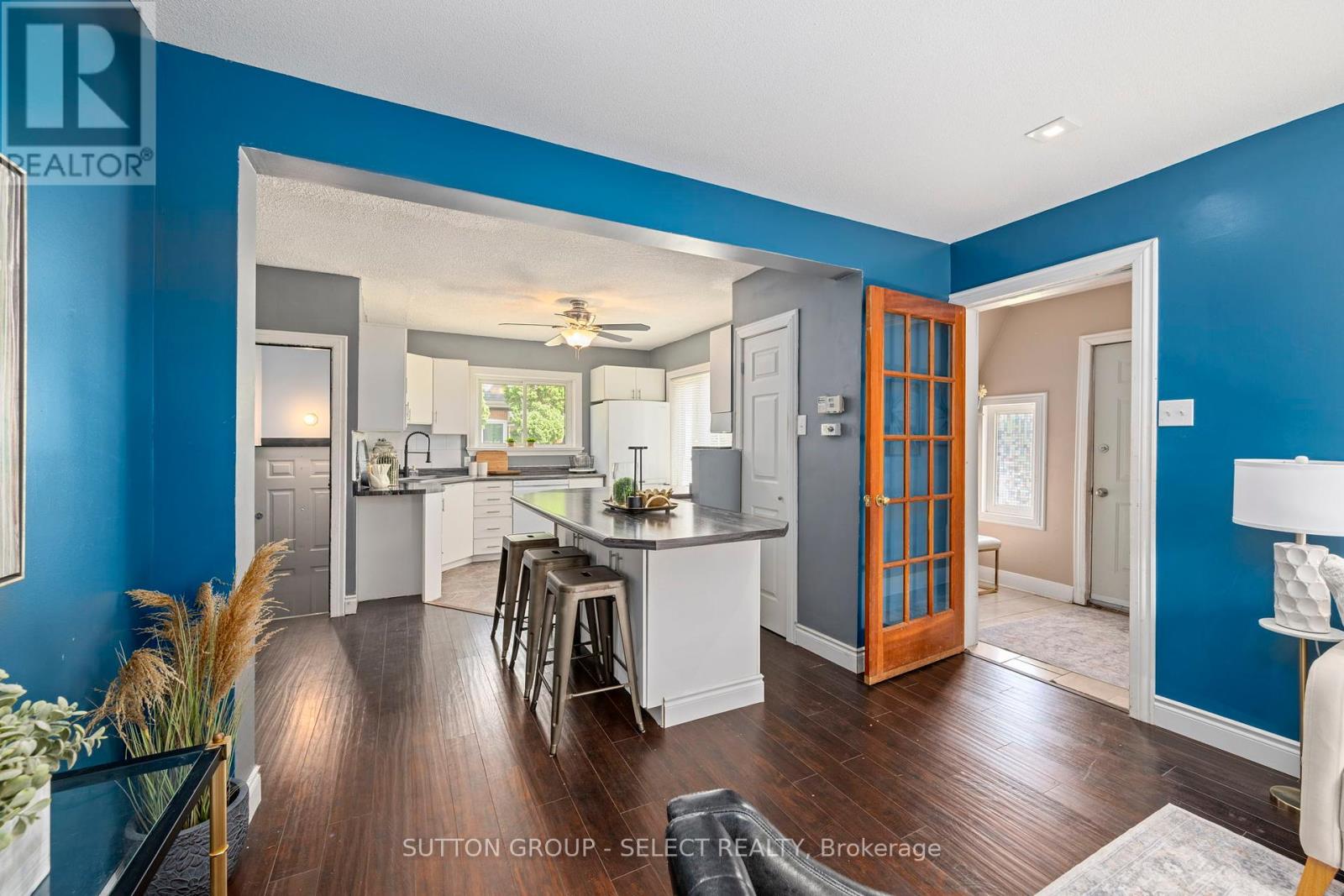 1100 Hamilton Road, London East, Ontario  N5W 1A6 - Photo 10 - X12250830