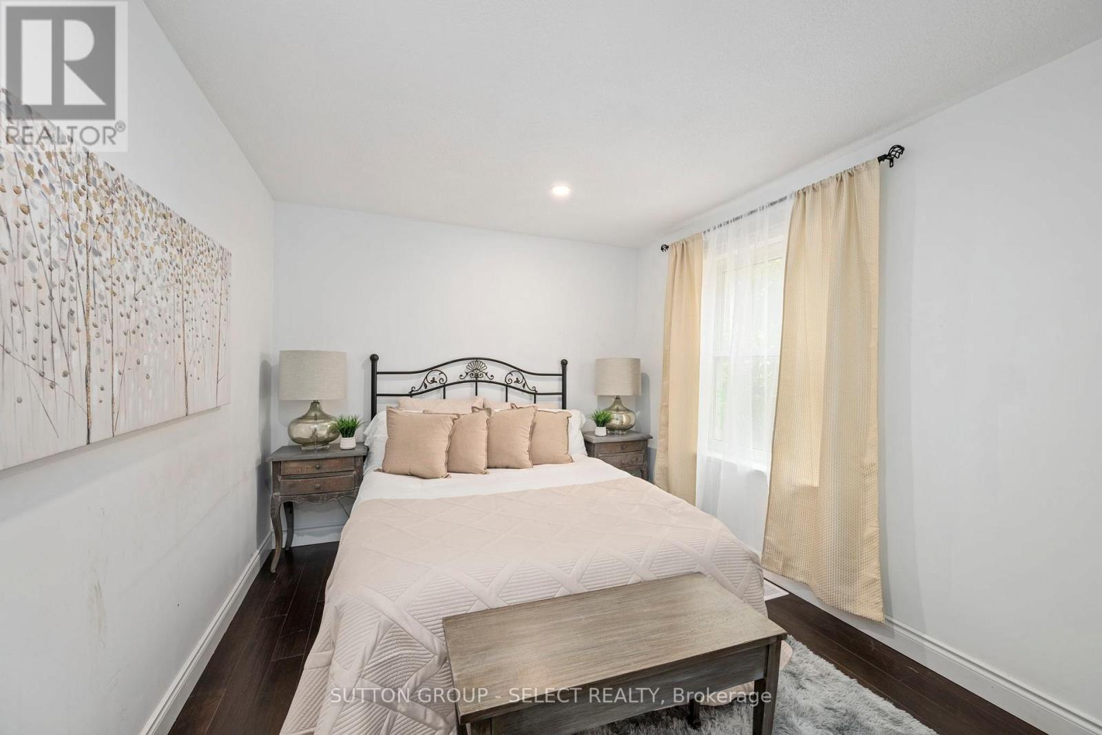 1100 Hamilton Road, London East, Ontario  N5W 1A6 - Photo 18 - X12250830