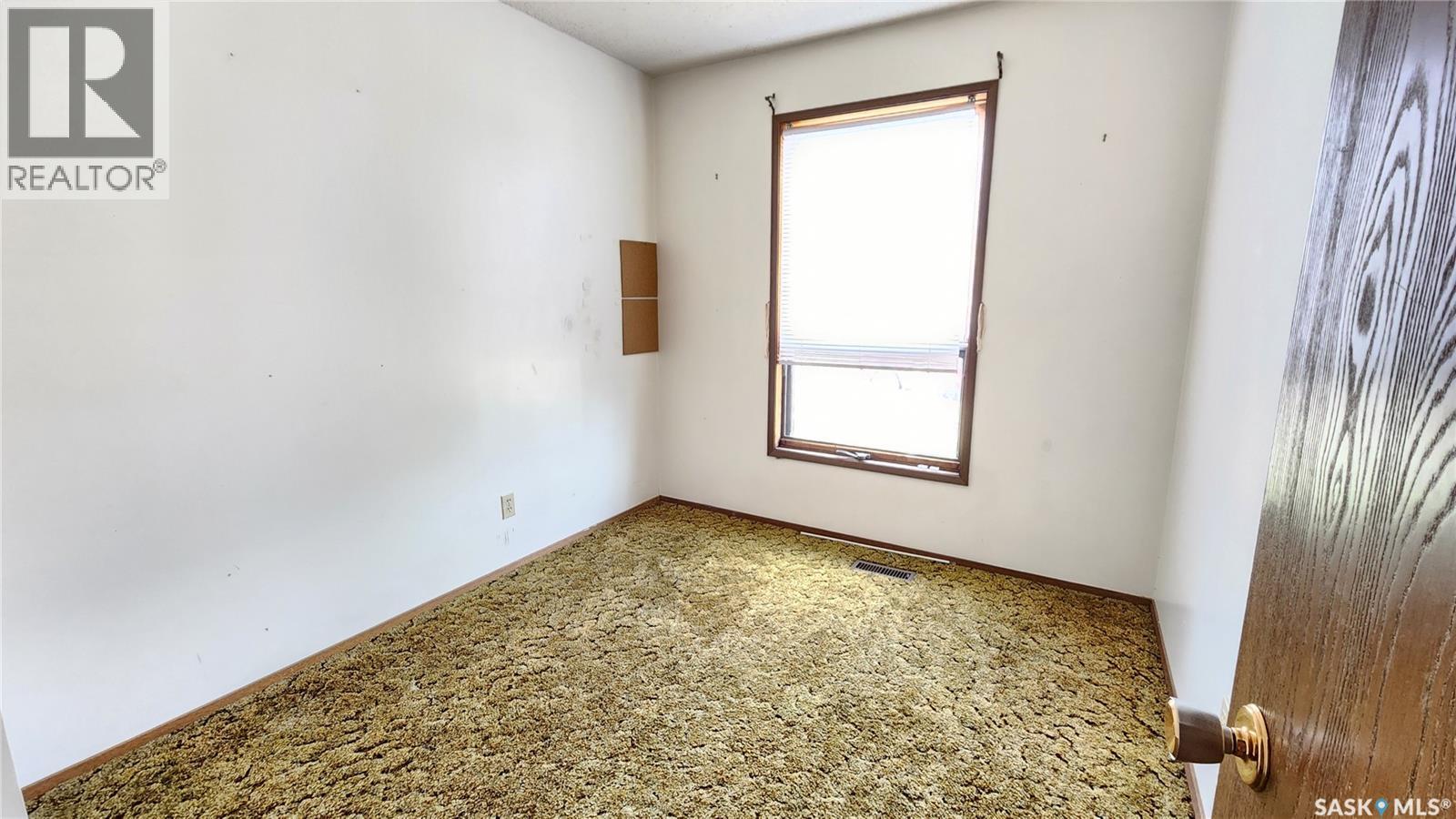 205 2nd Street W, Wilkie, Saskatchewan  S0K 4W0 - Photo 12 - SK011958
