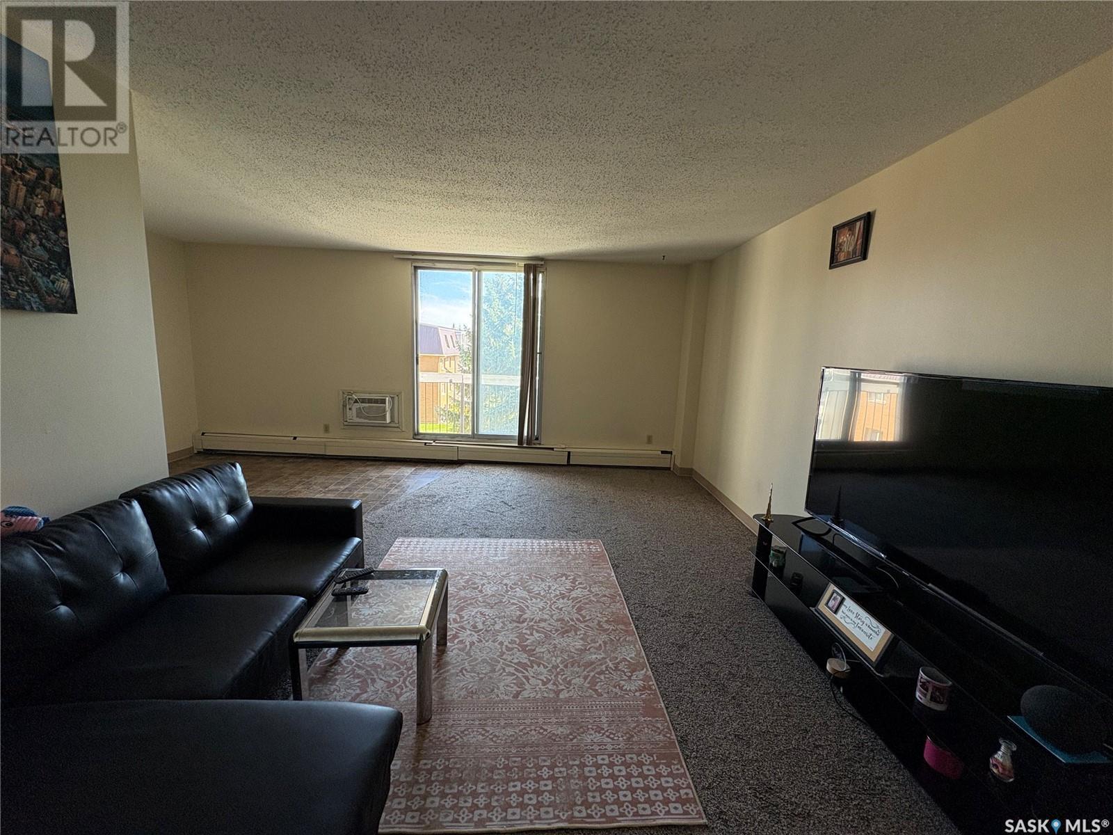 Property at 41 27 Centennial STREET image 2