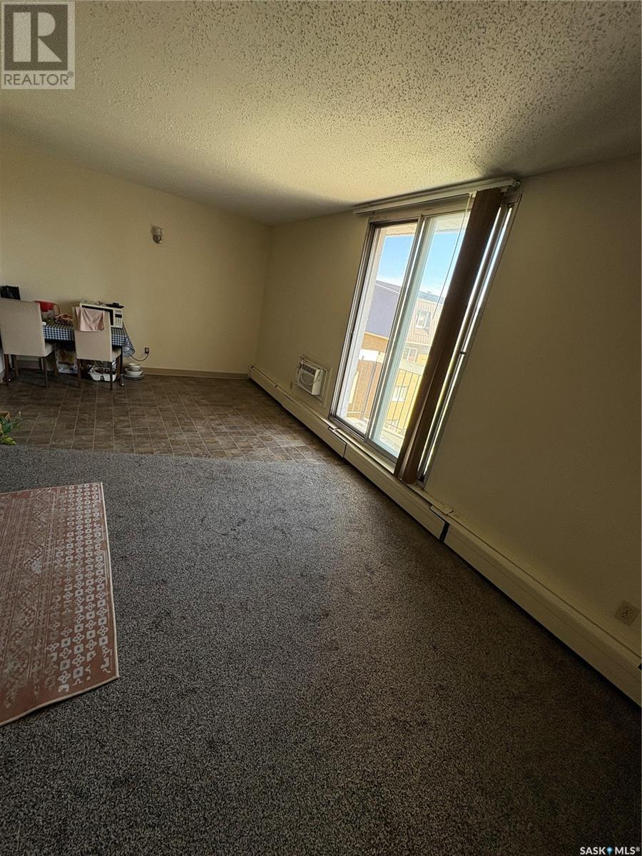 Property at 41 27 Centennial STREET image 4