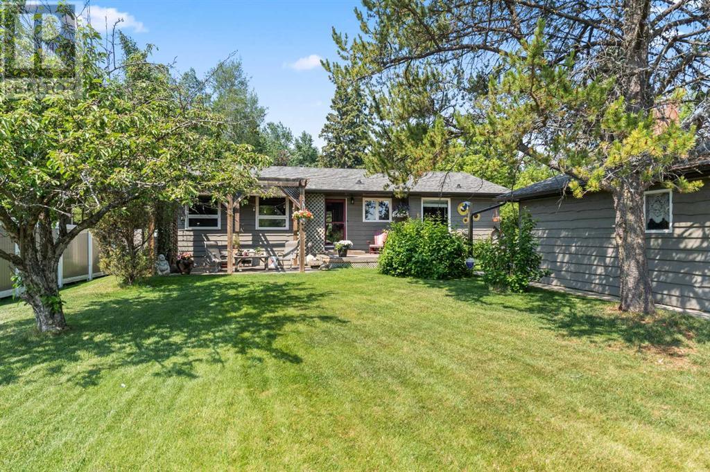 Property at 68 Baxter Crescent image 2