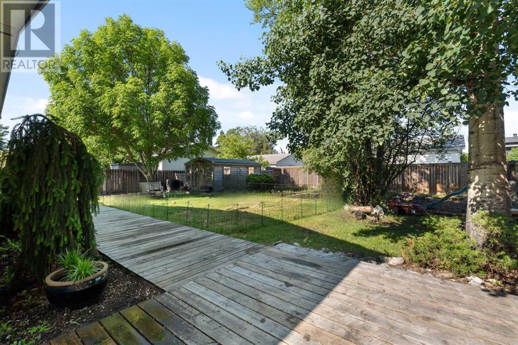 Property at 34 Kallbom Crescent image 3
