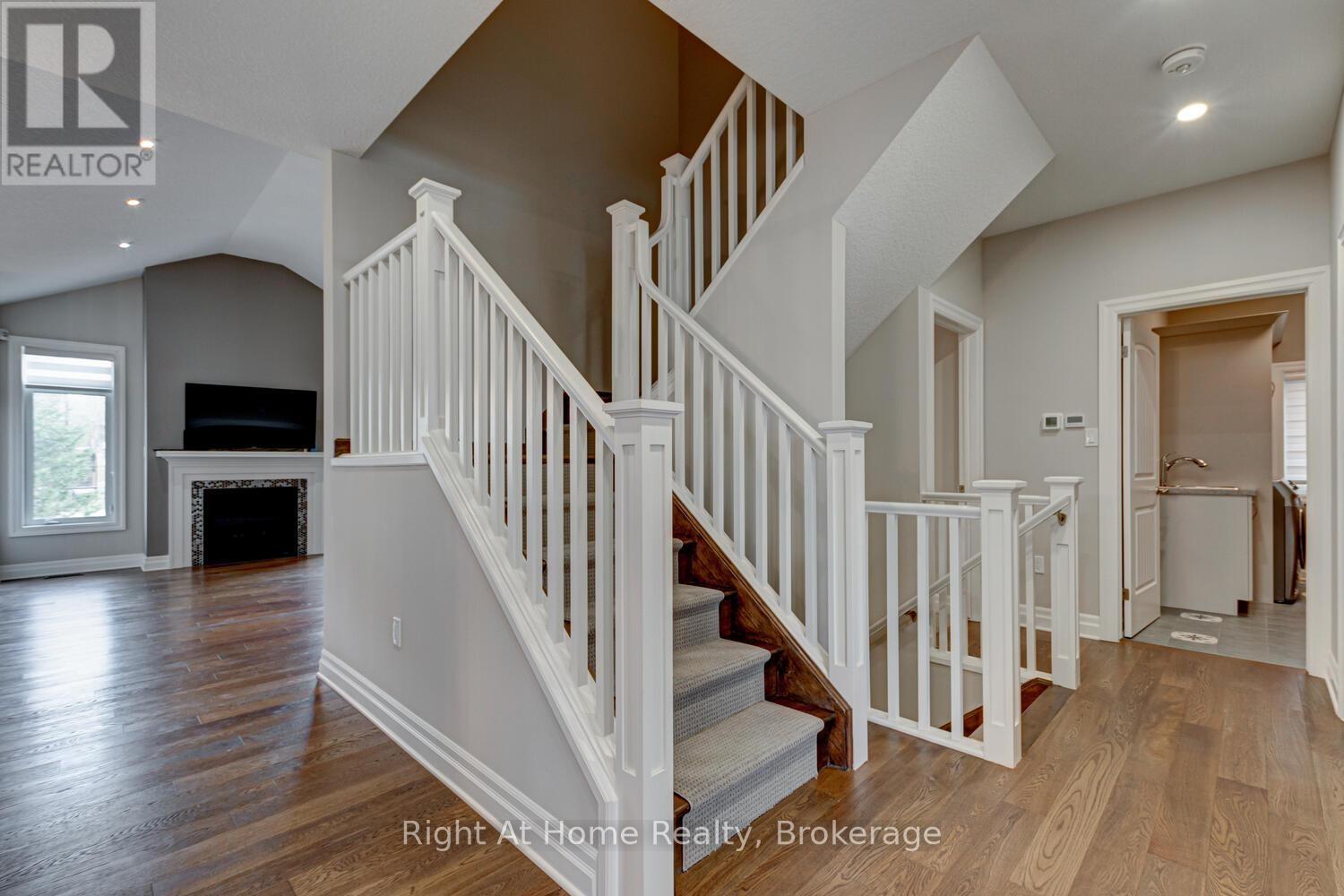 Property at 1038 TRAILSWAY AVENUE image 5